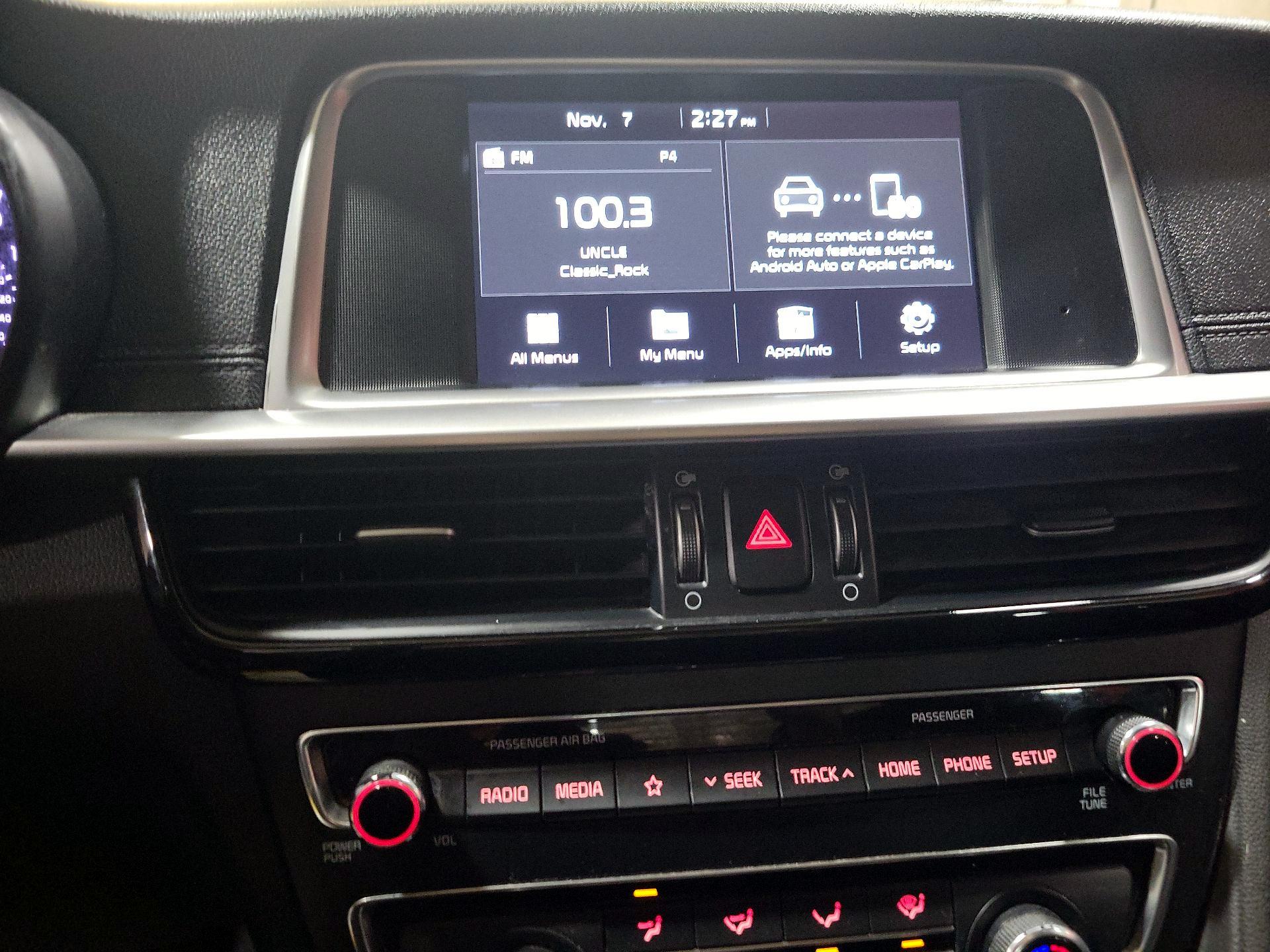 Thumbnail: 2020 Kia Optima - 15