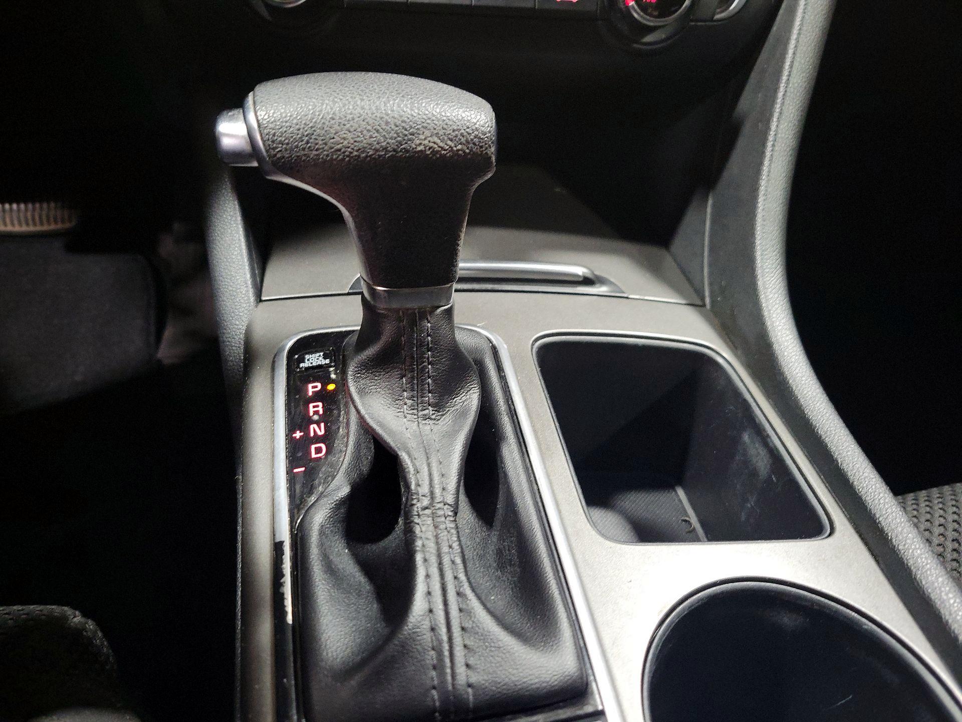 Thumbnail: 2020 Kia Optima - 17