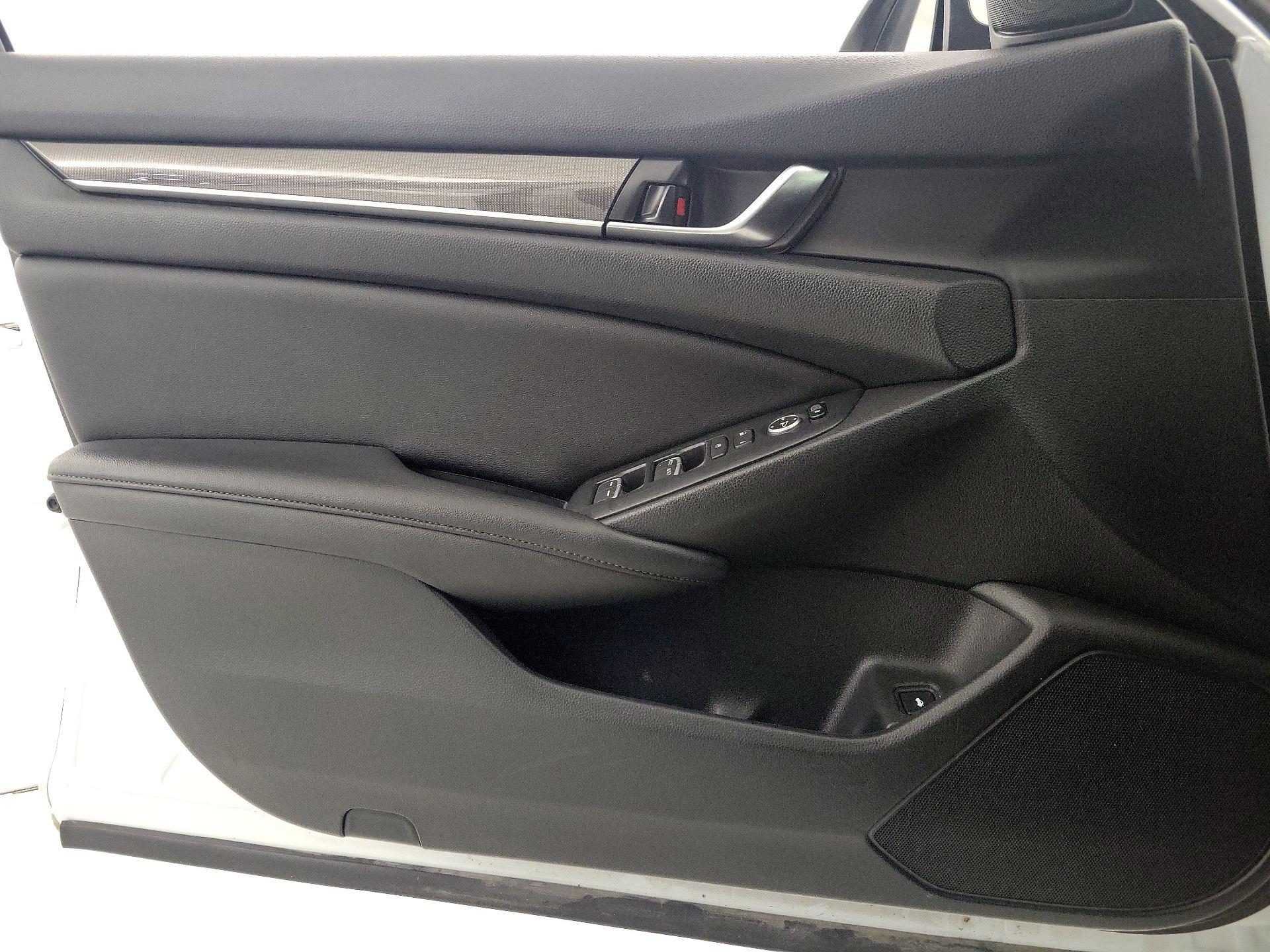 Thumbnail: 2020 Honda Accord - 12