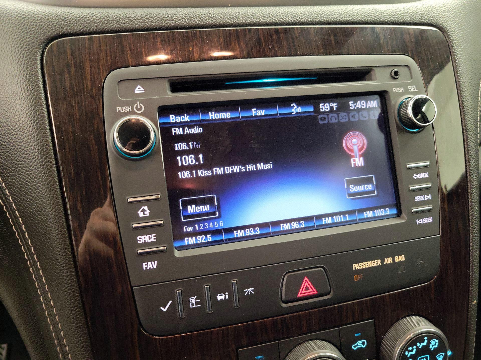 Thumbnail: 2017 Chevrolet Traverse - 15