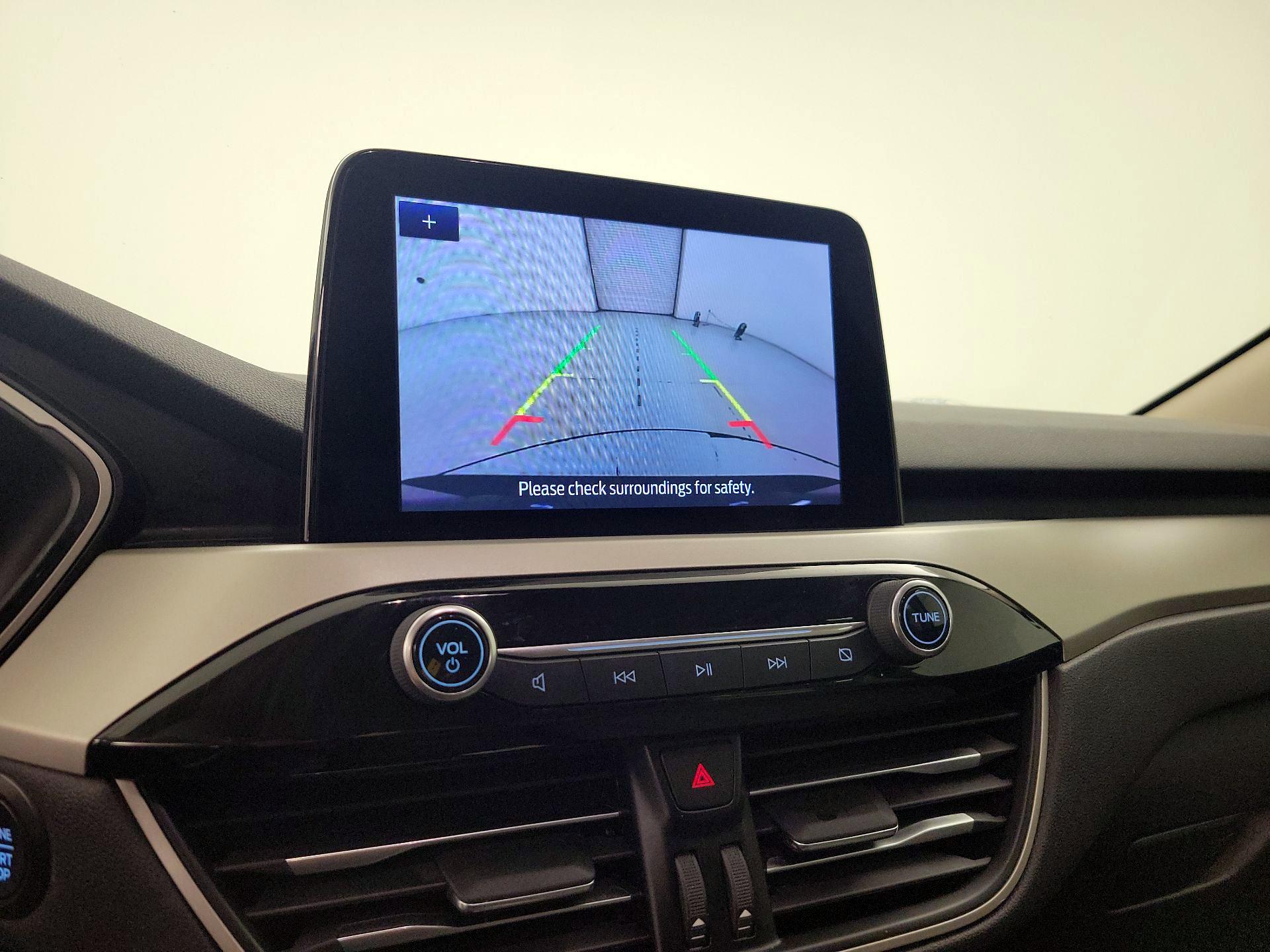 Thumbnail: 2020 Ford Escape - 15