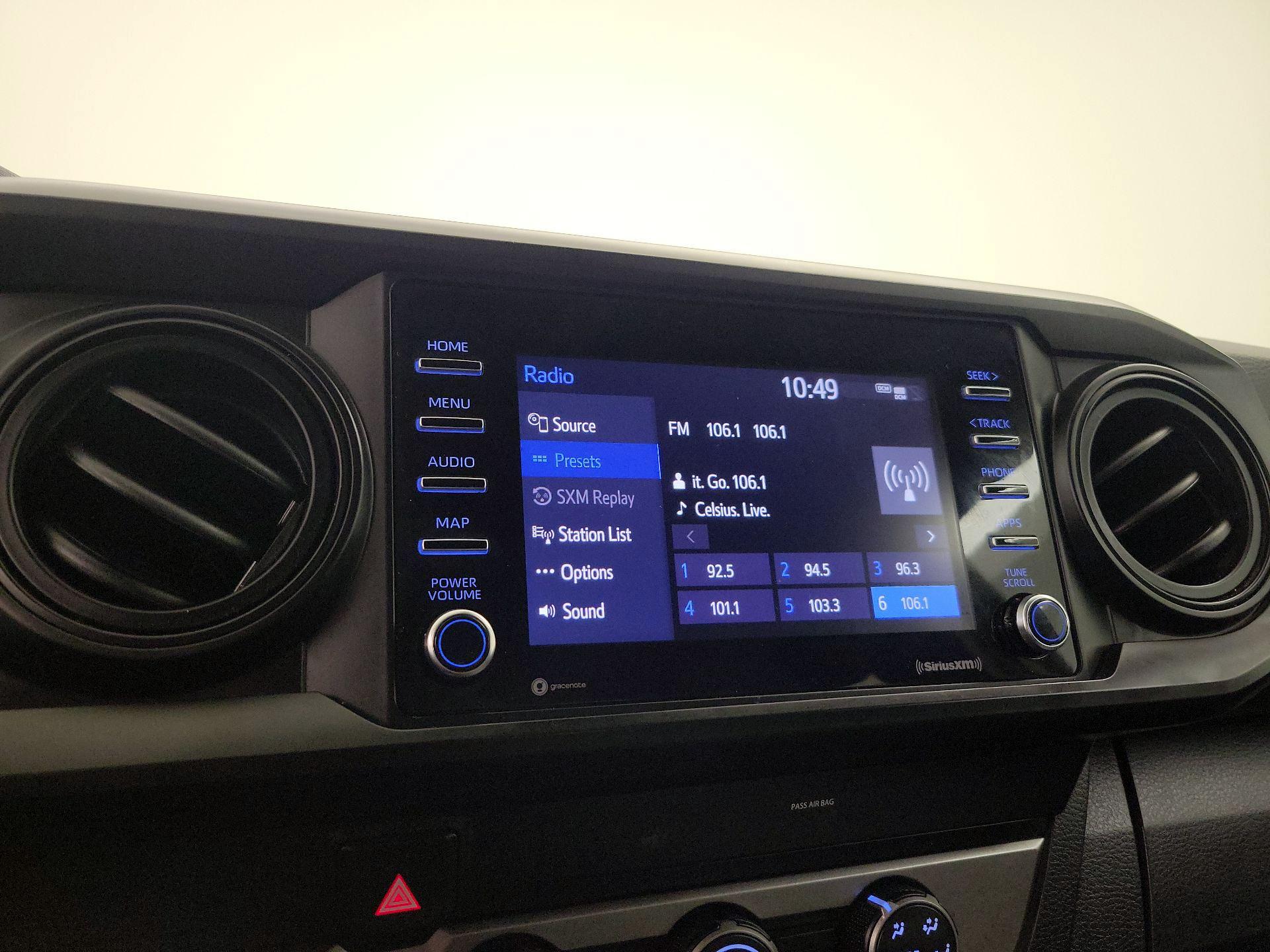 Thumbnail: 2022 Toyota Tacoma - 15