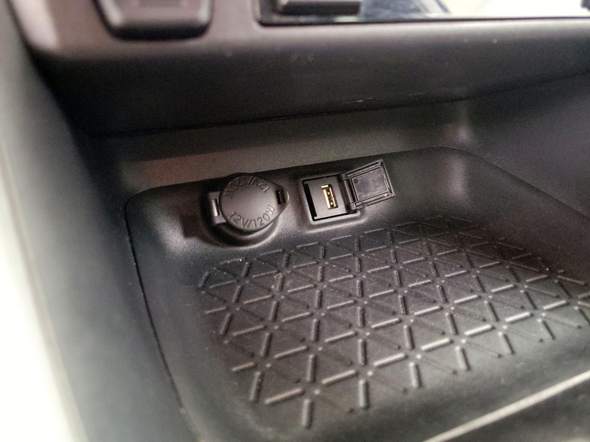 Thumbnail: 2021 Toyota RAV4 - 18