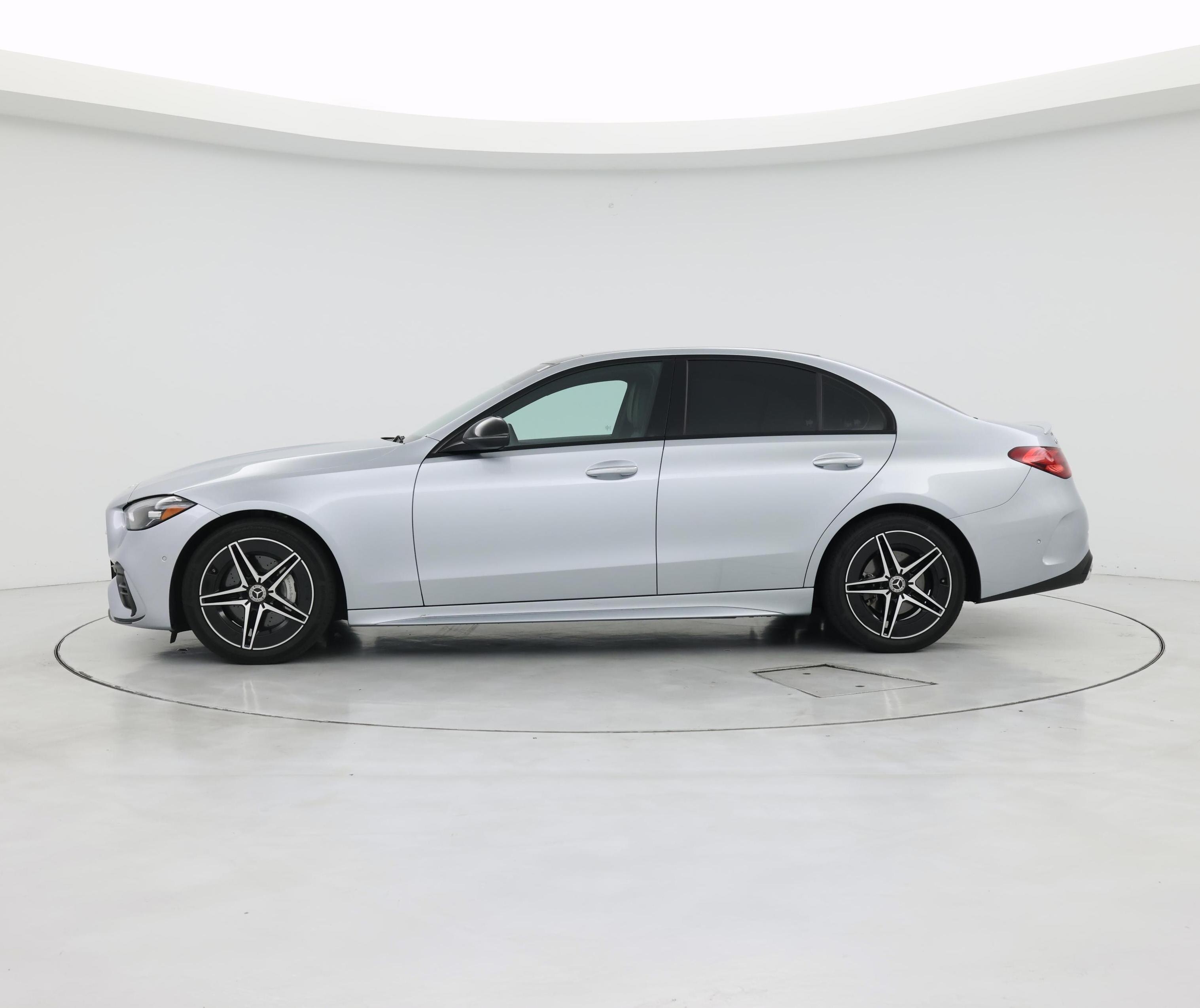 Thumbnail: 2023 Mercedes-Benz C-Class - 3