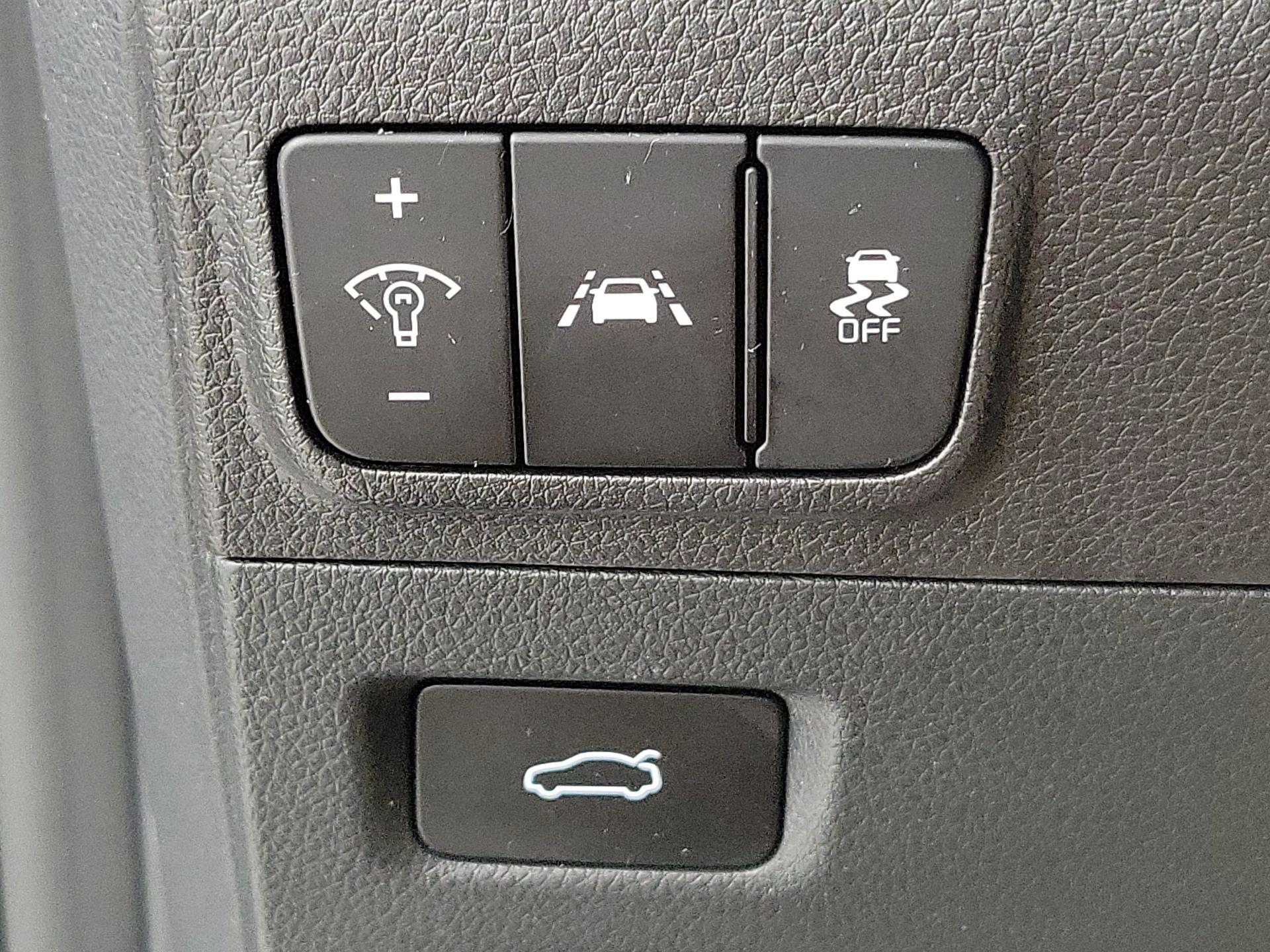 Thumbnail: 2021 Kia K5 - 13