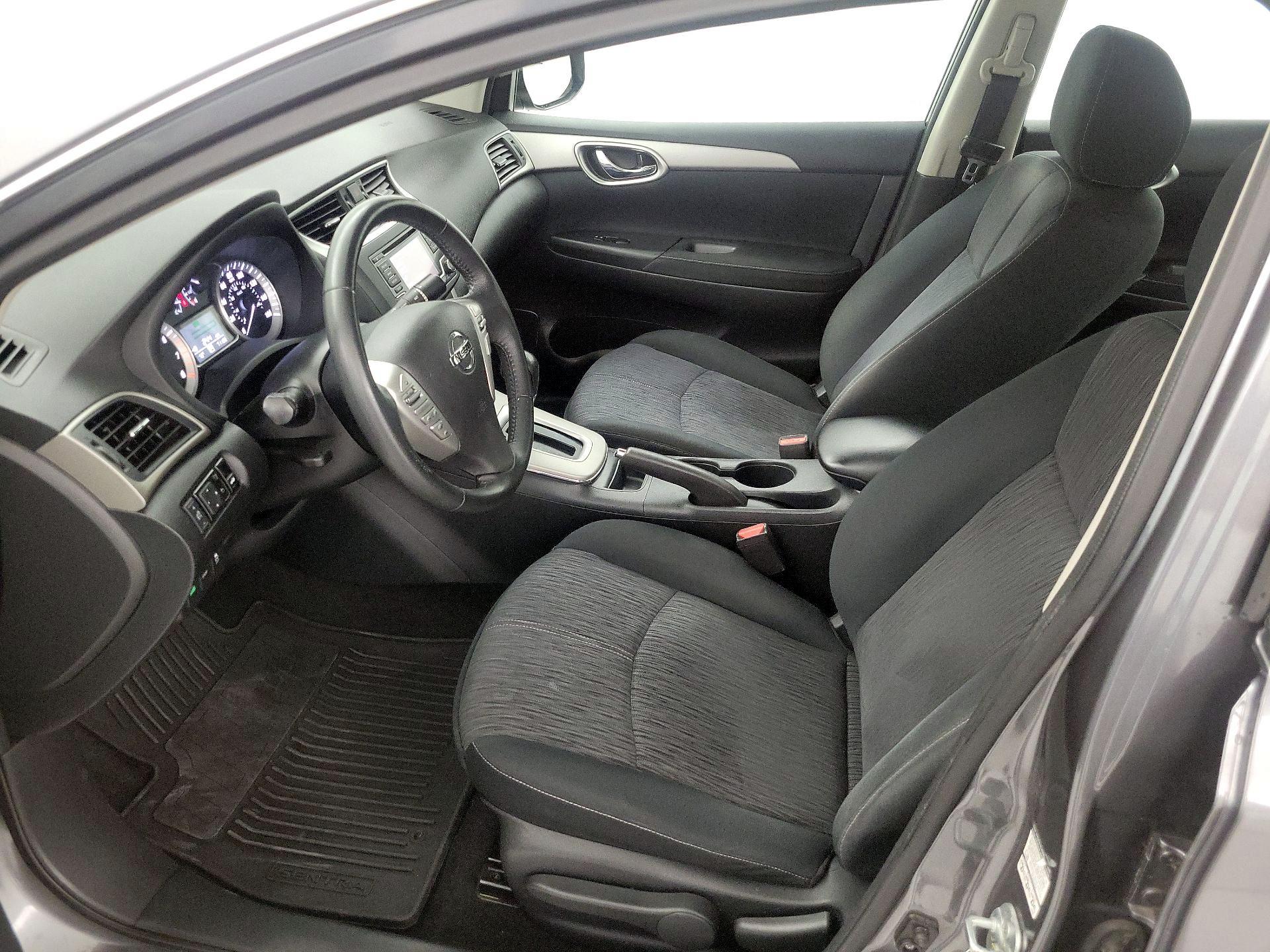 Thumbnail: 2015 Nissan Sentra - 11