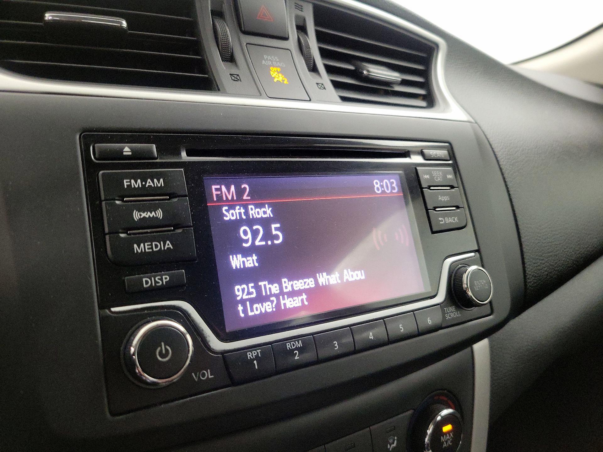 Thumbnail: 2015 Nissan Sentra - 14
