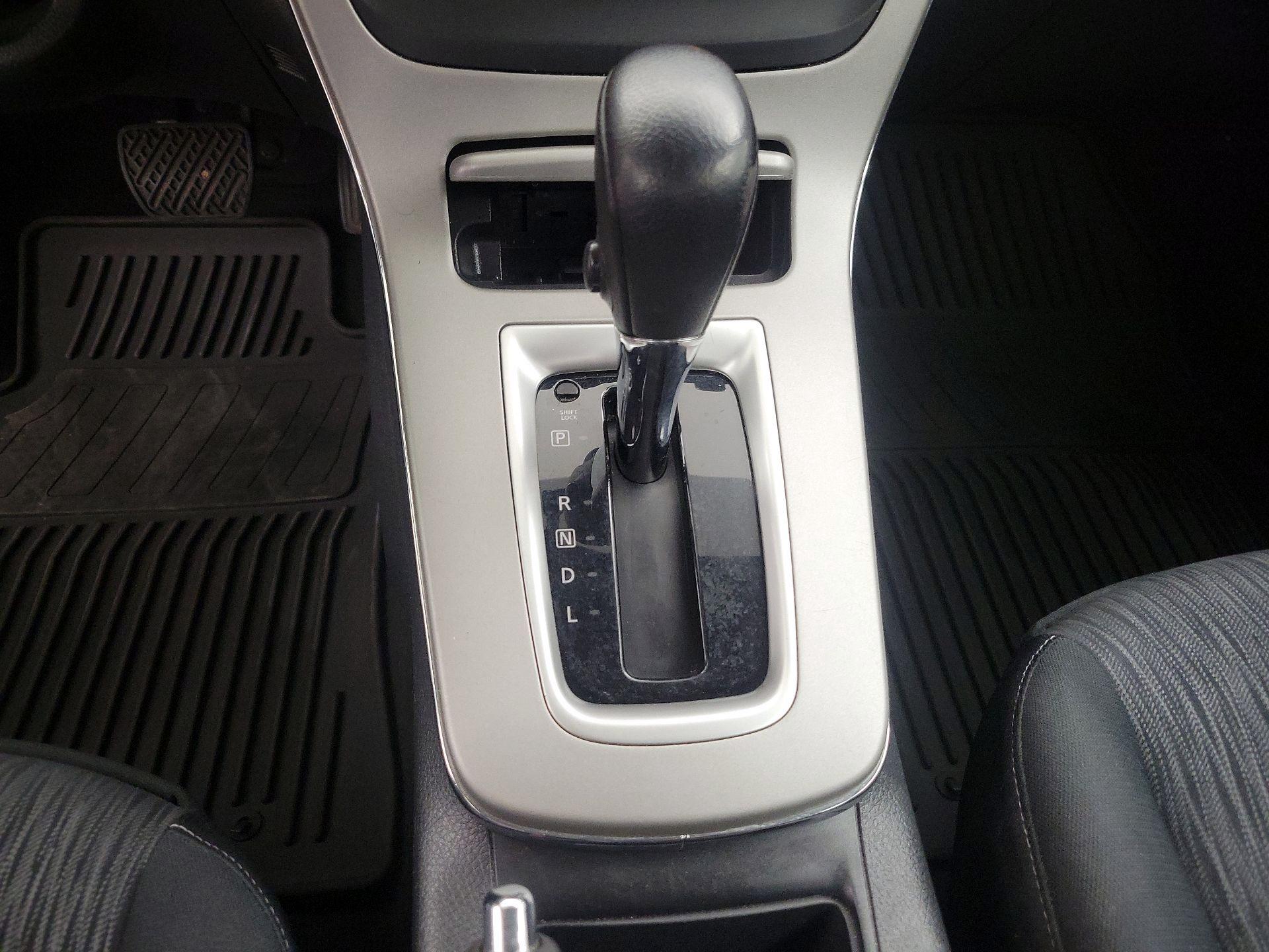 Thumbnail: 2015 Nissan Sentra - 16