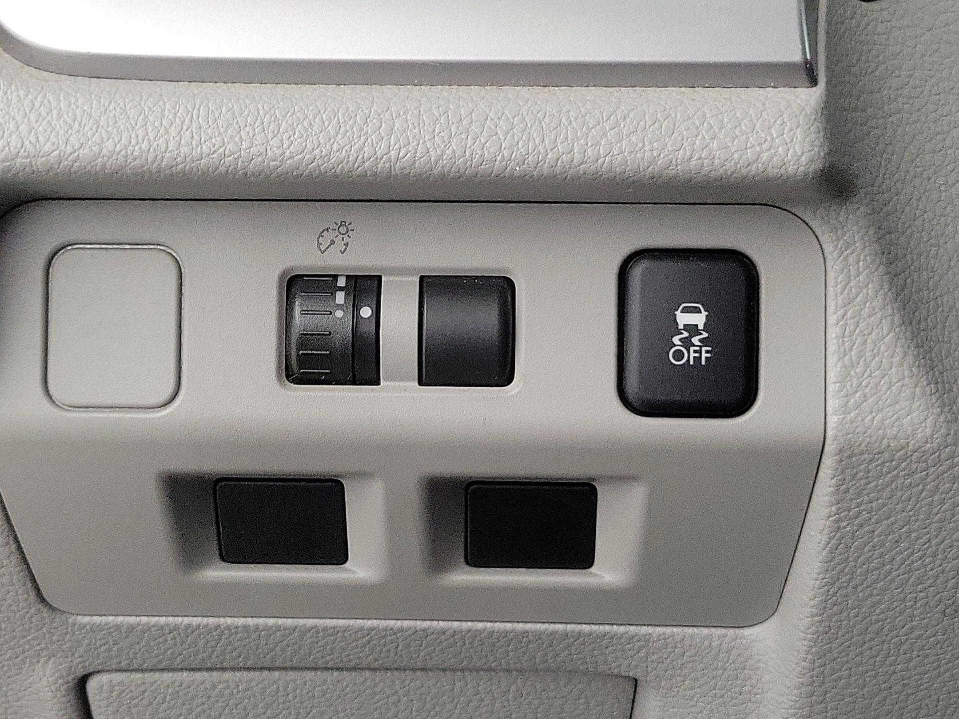 Thumbnail: 2014 Subaru Forester - 13