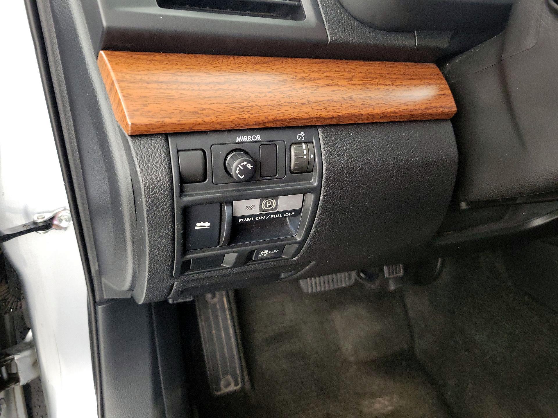 Thumbnail: 2014 Subaru Outback - 13