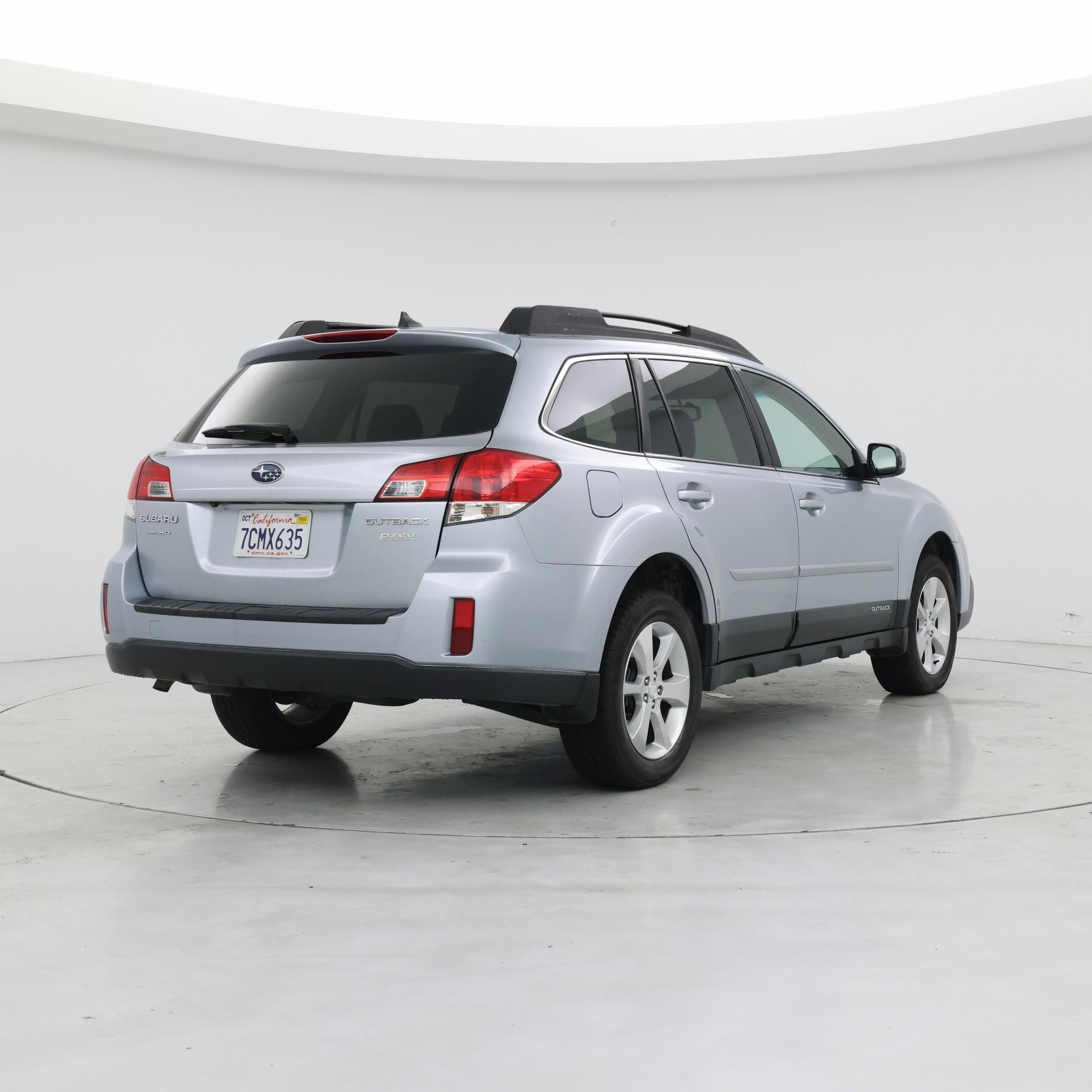 Thumbnail: 2014 Subaru Outback - 8