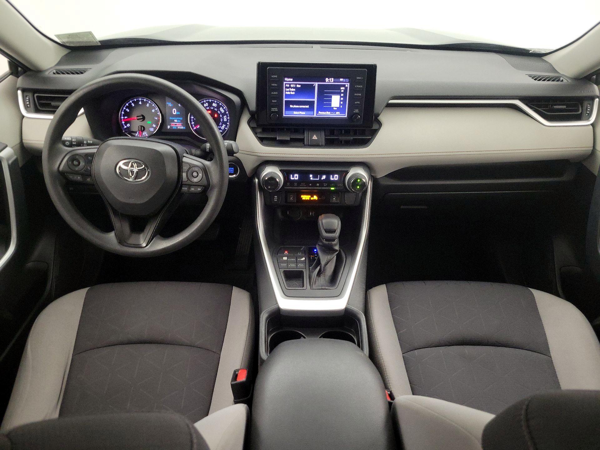 Thumbnail: 2019 Toyota RAV4 - 9