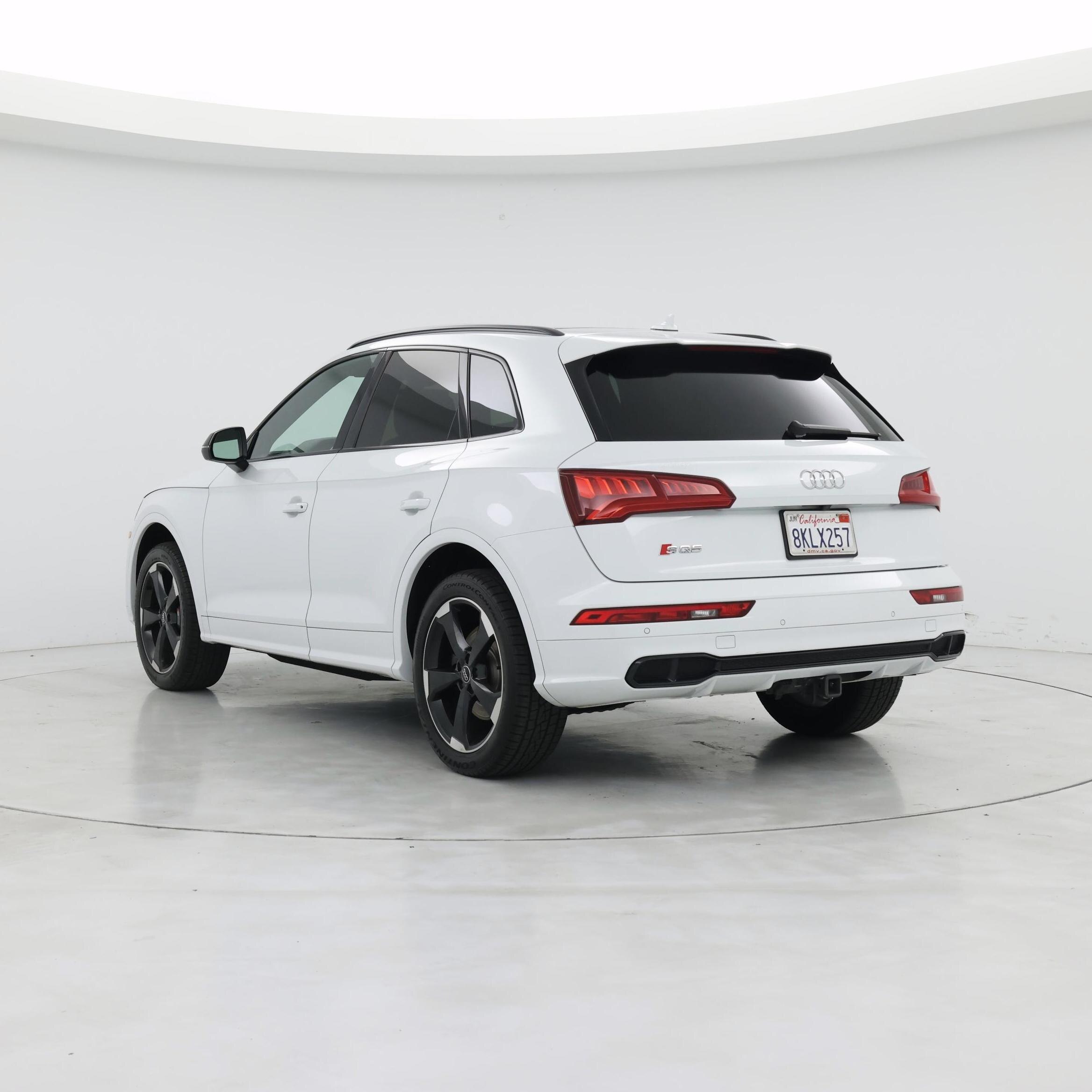 Thumbnail: 2019 Audi SQ5 - 2