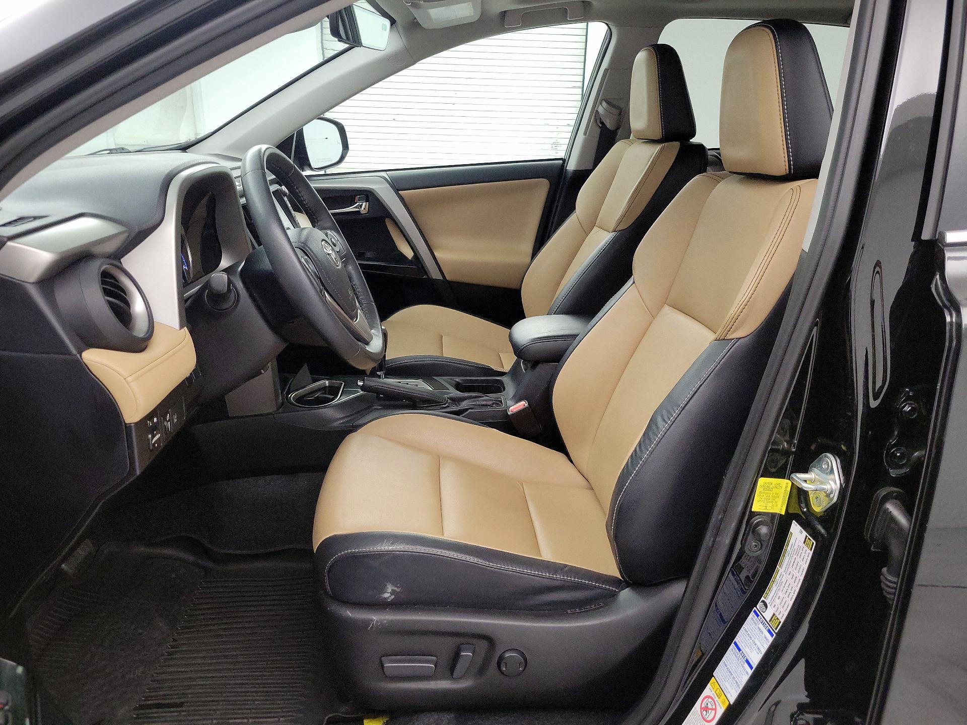 Thumbnail: 2017 Toyota RAV4 - 11