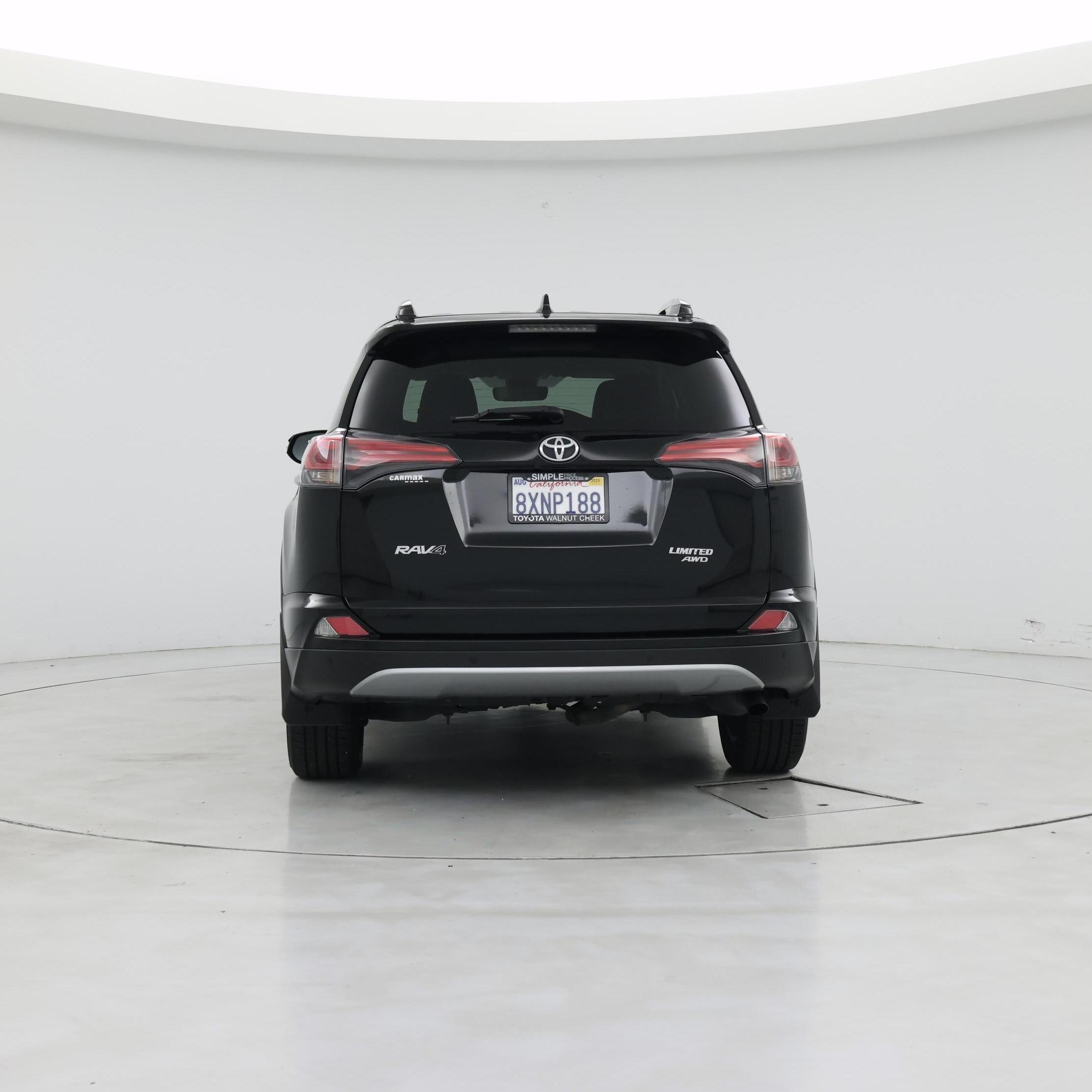 Thumbnail: 2017 Toyota RAV4 - 6
