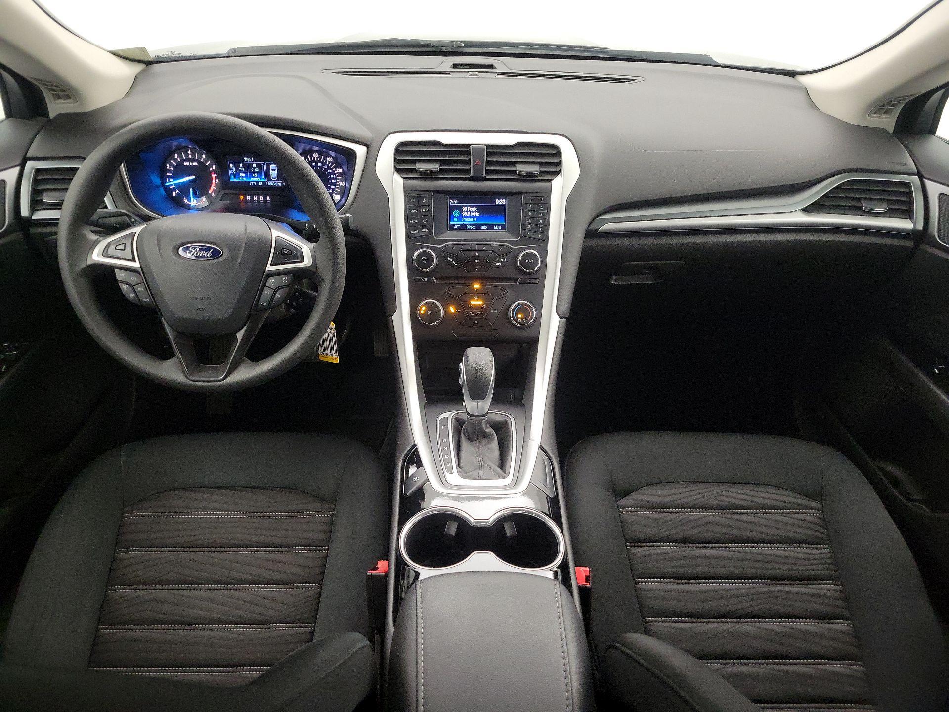 Thumbnail: 2016 Ford Fusion - 9