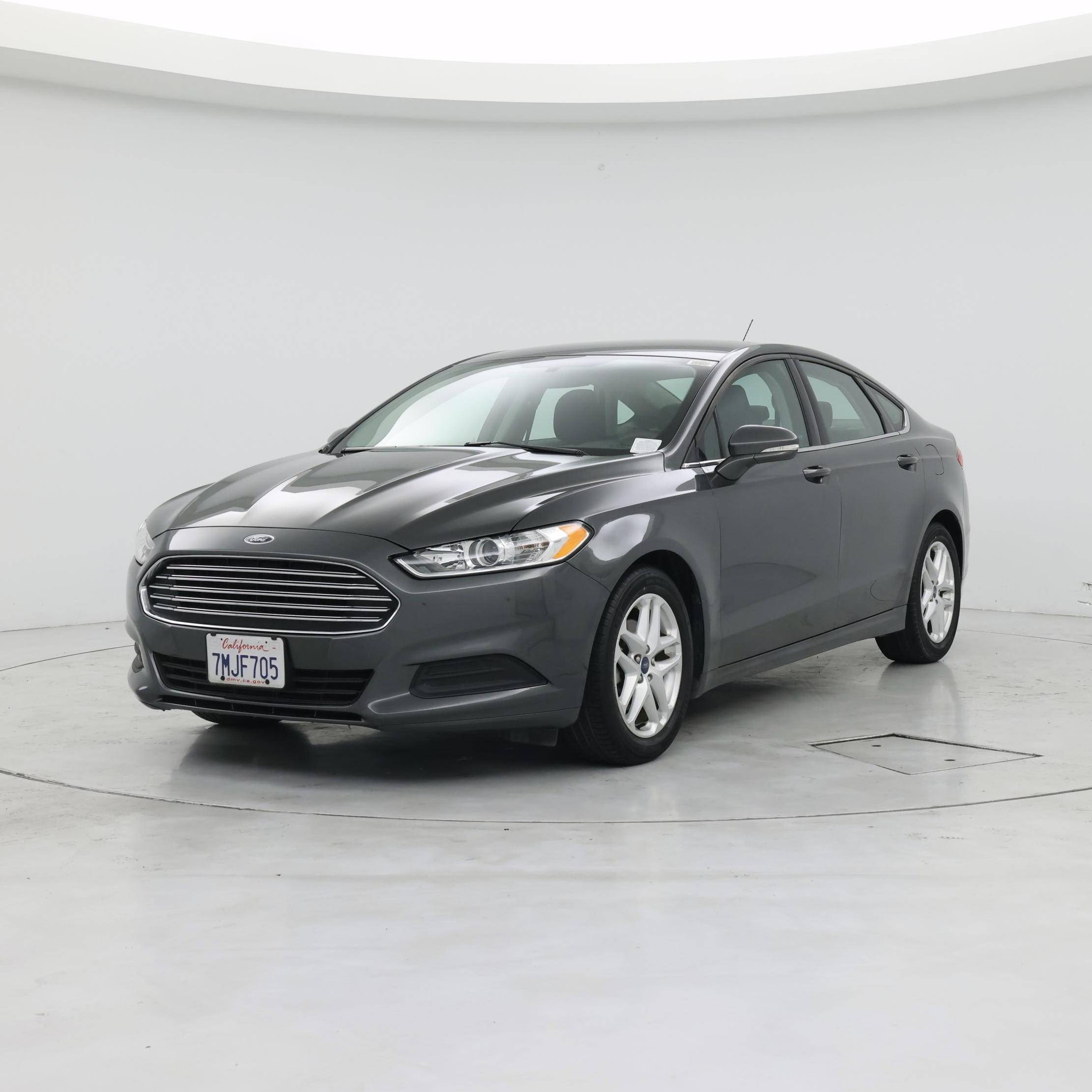 Thumbnail: 2016 Ford Fusion - 4