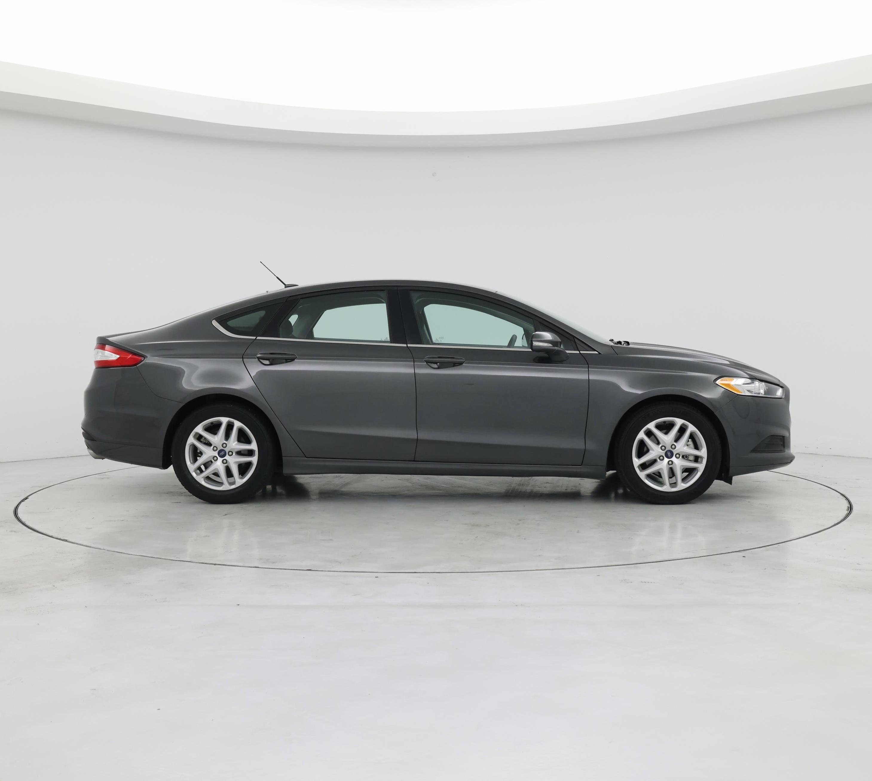 Thumbnail: 2016 Ford Fusion - 7