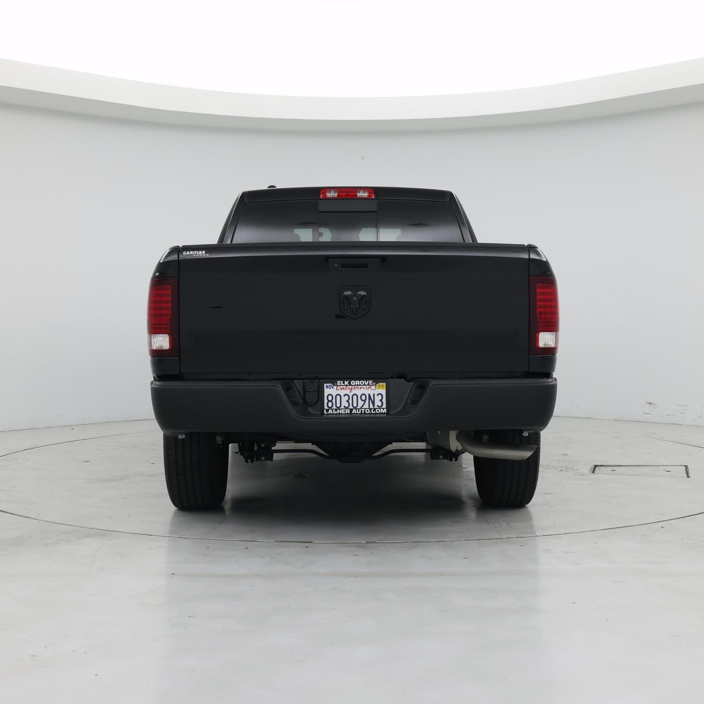 Thumbnail: 2019 RAM 1500 Classic - 6