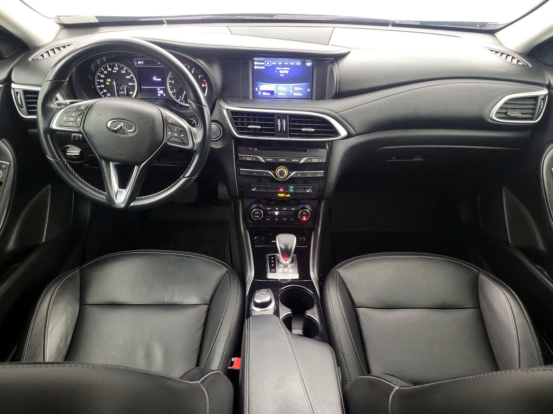 Thumbnail: 2018 INFINITI QX30 - 9