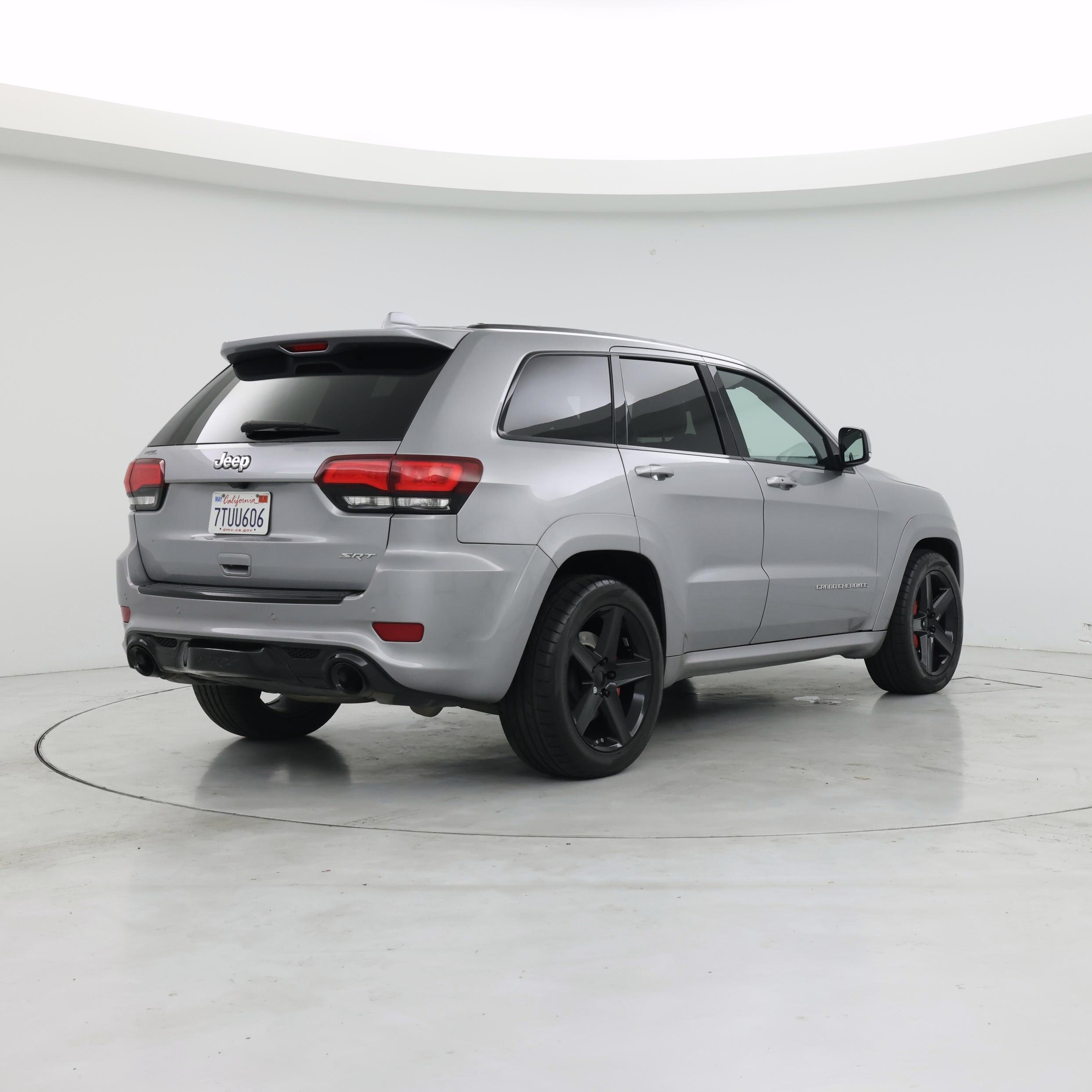 Thumbnail: 2016 Jeep Grand Cherokee - 8