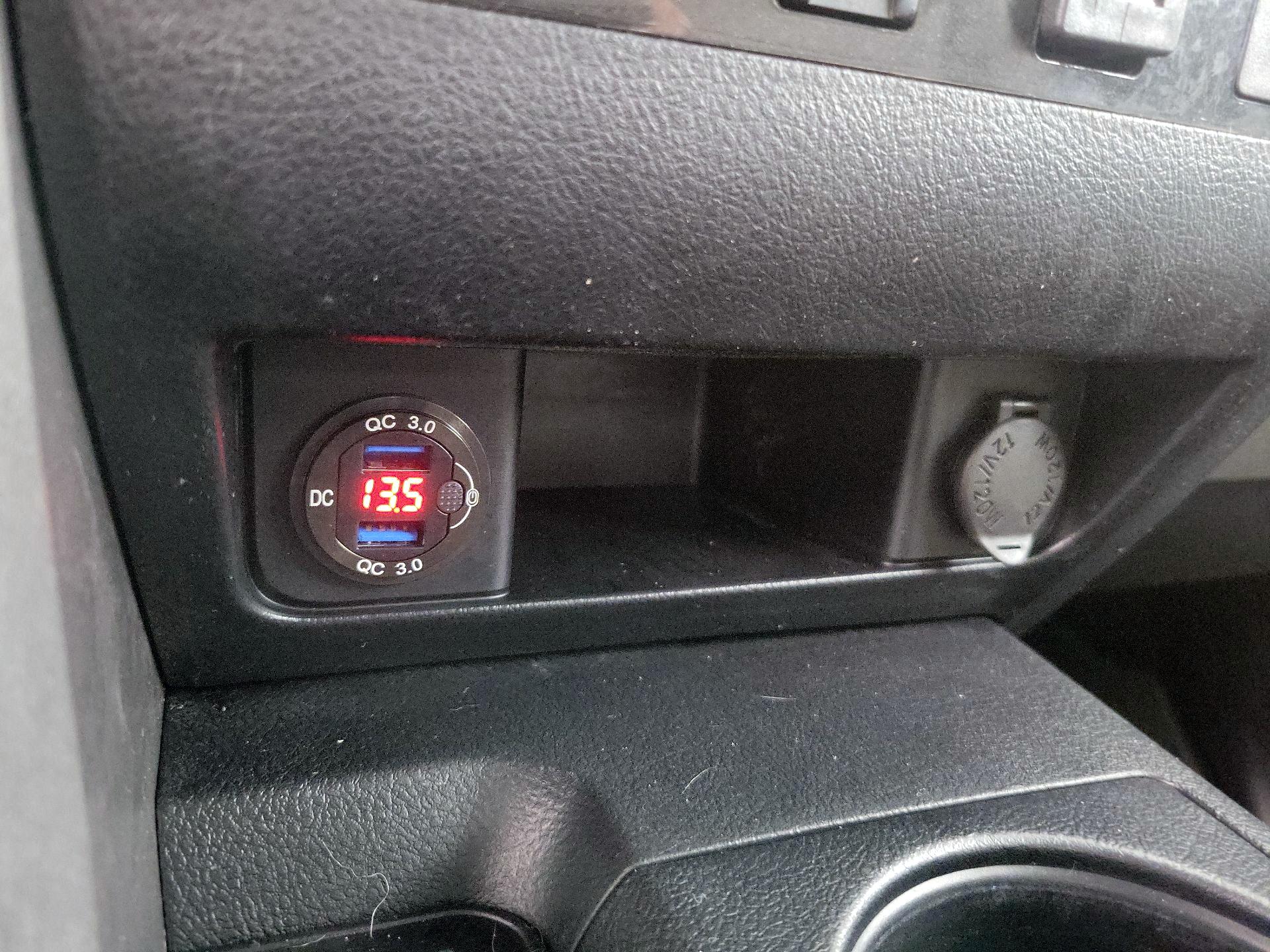 Thumbnail: 2013 Toyota Tundra - 17