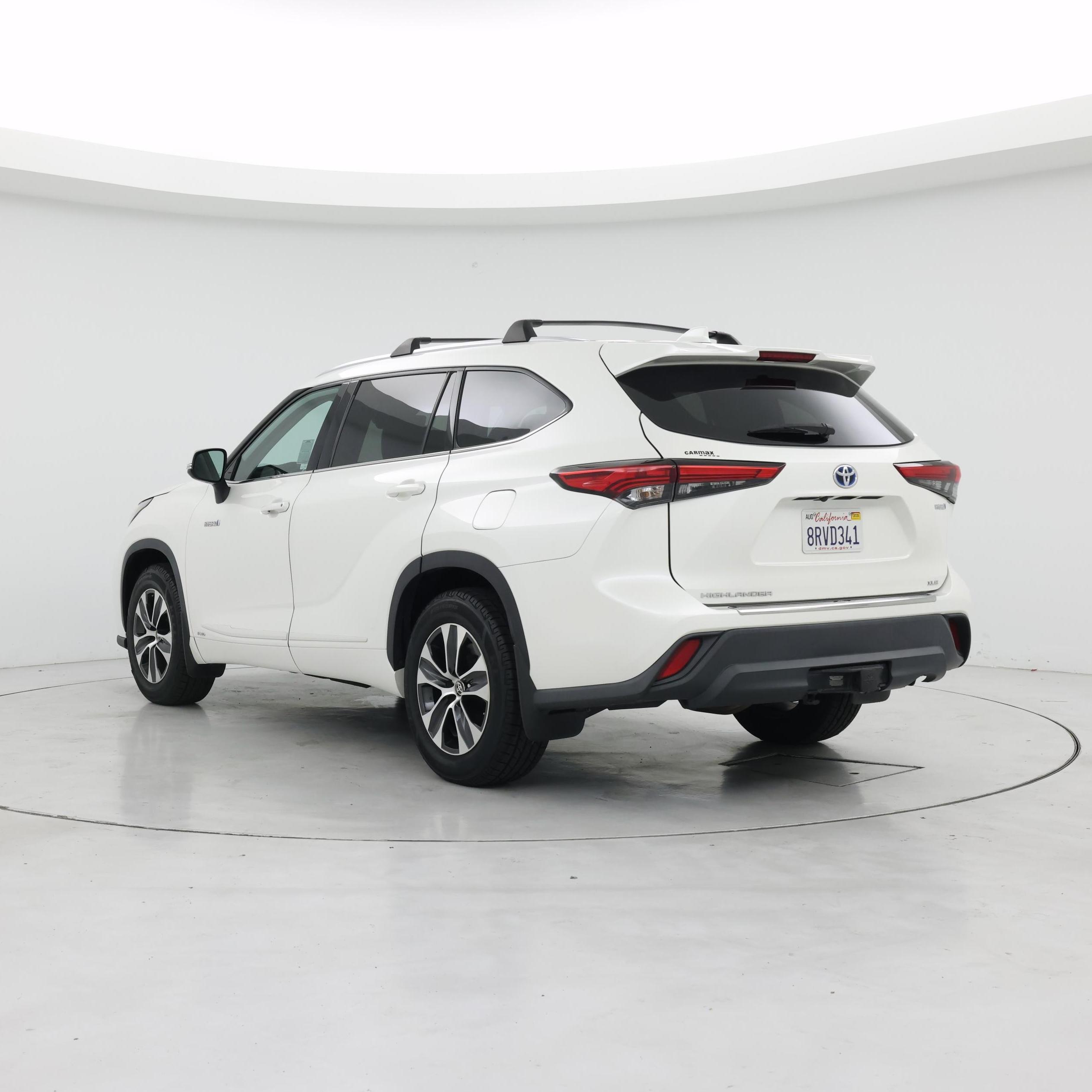 Thumbnail: 2020 Toyota Highlander - 2