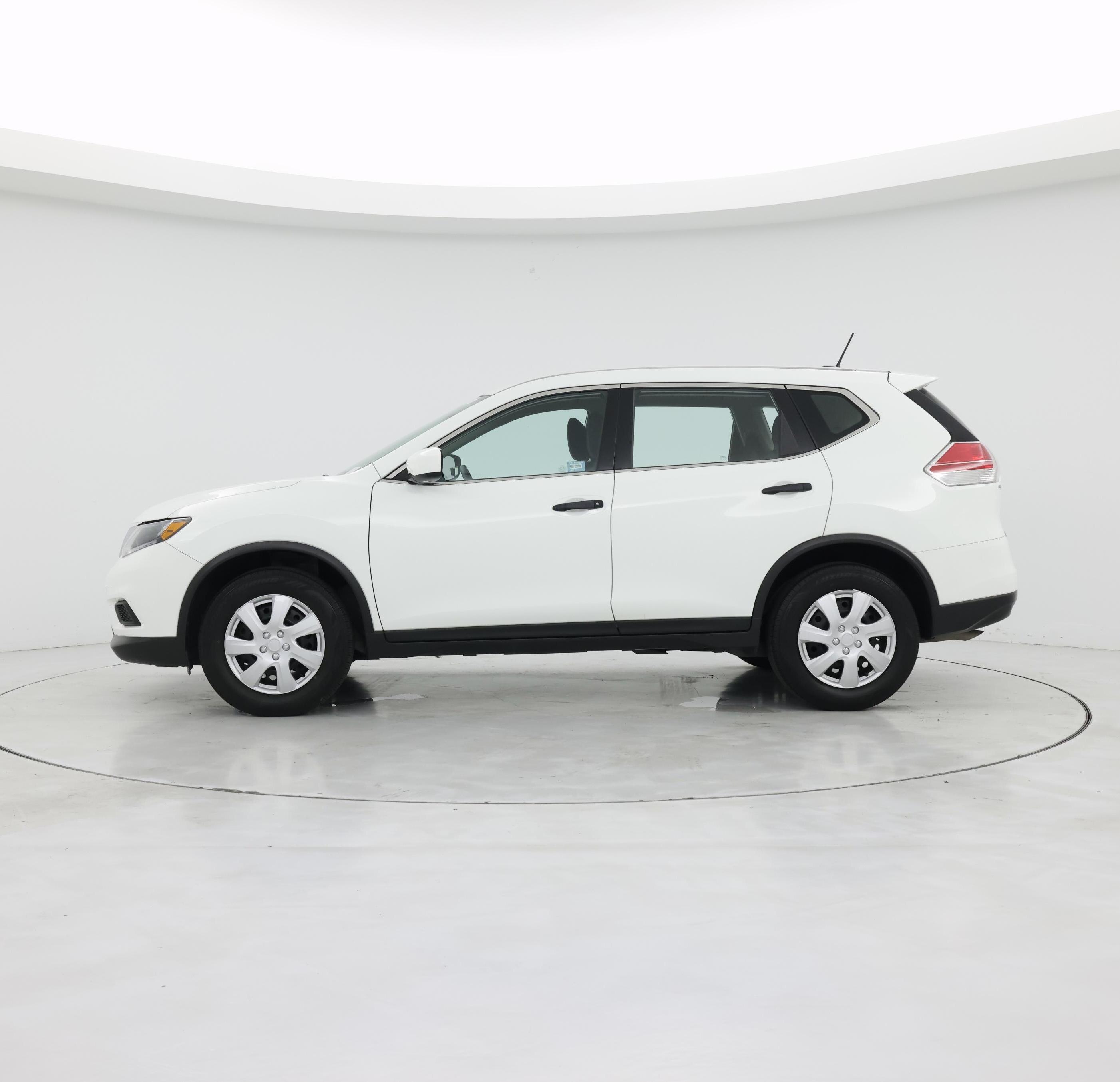Thumbnail: 2016 Nissan Rogue - 3