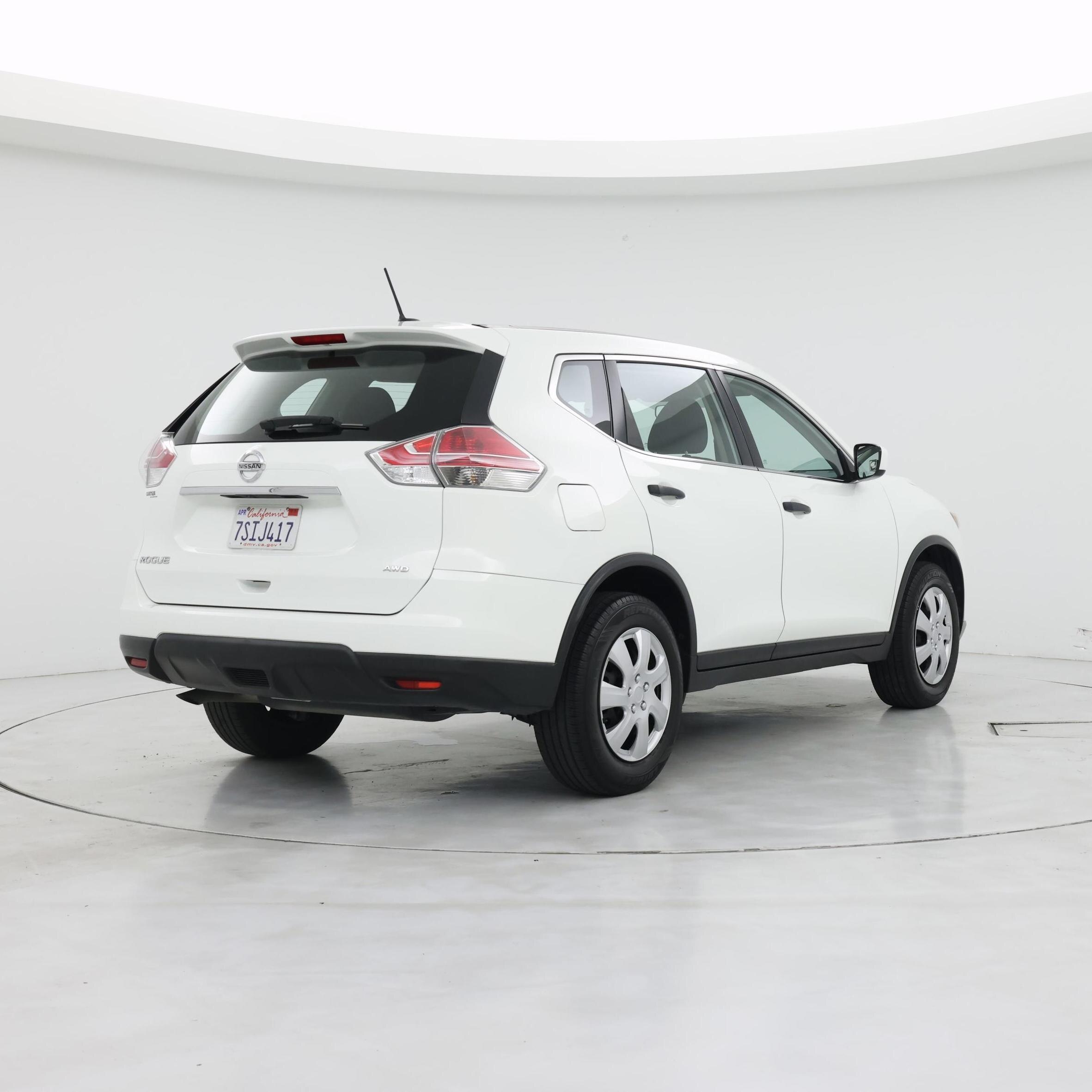 Thumbnail: 2016 Nissan Rogue - 8