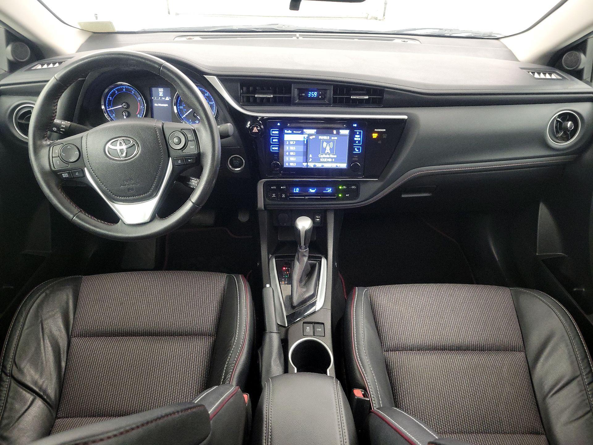 Thumbnail: 2017 Toyota Corolla - 9