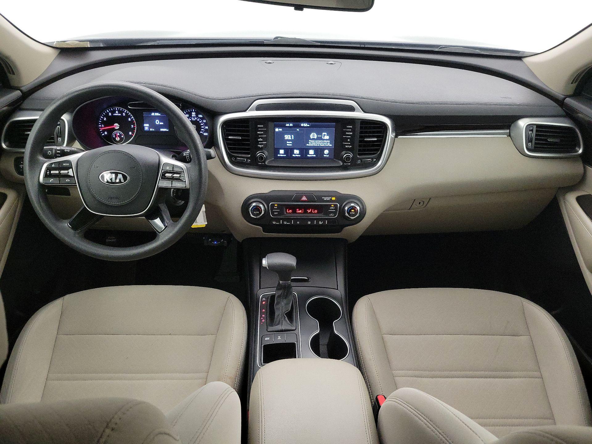 Thumbnail: 2019 Kia Sorento - 9