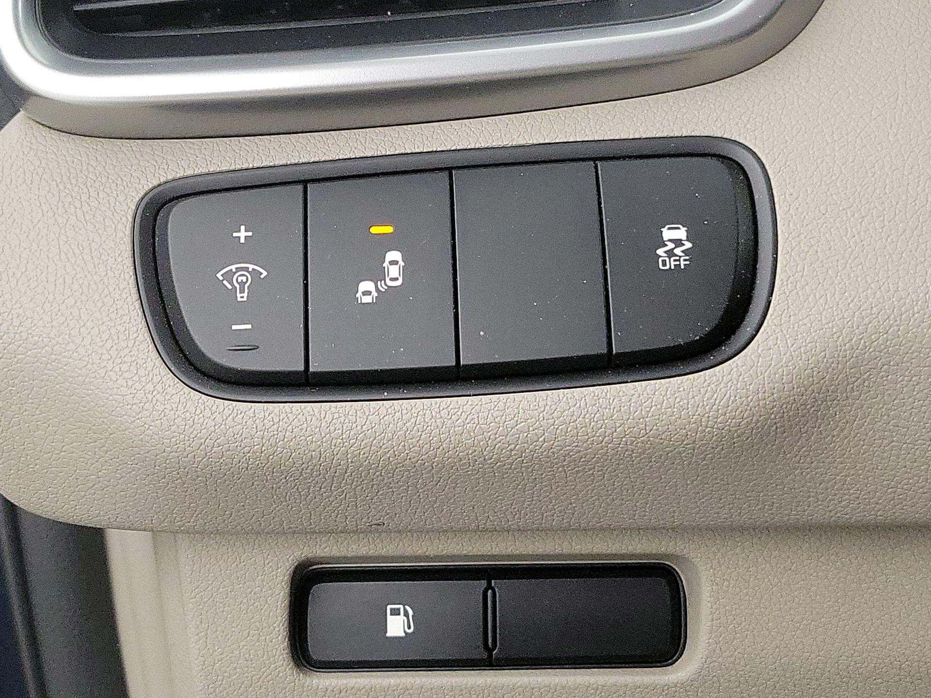 Thumbnail: 2019 Kia Sorento - 13