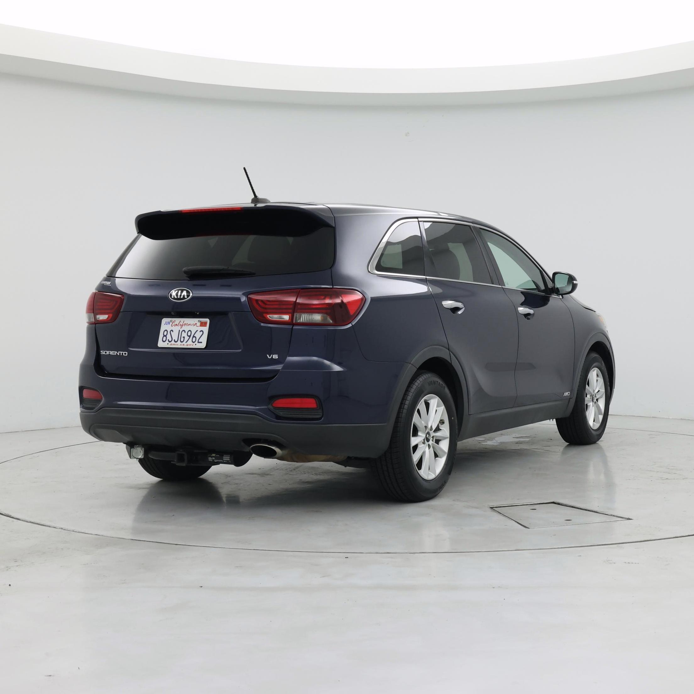 Thumbnail: 2019 Kia Sorento - 8