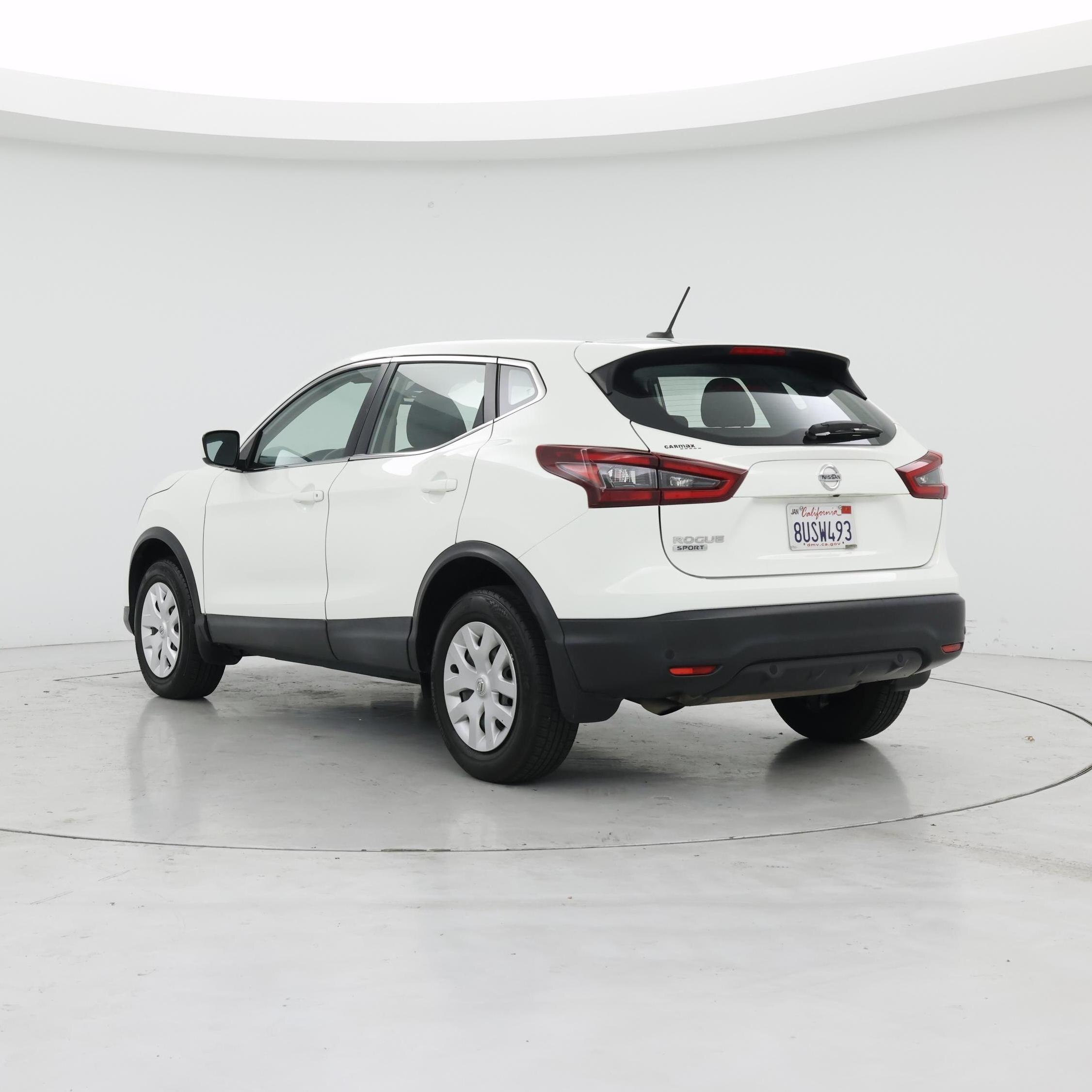 Thumbnail: 2020 Nissan Rogue Sport - 2