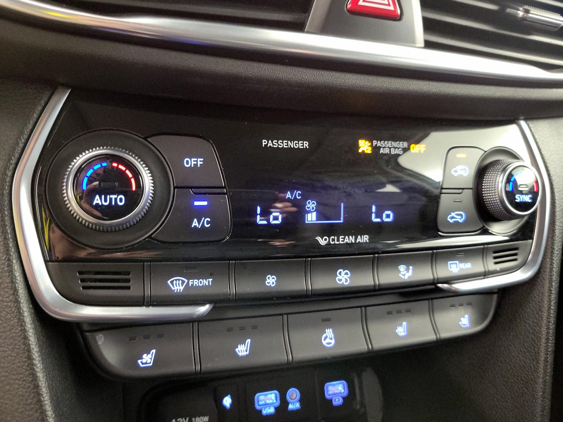 Thumbnail: 2020 Hyundai Santa Fe - 16