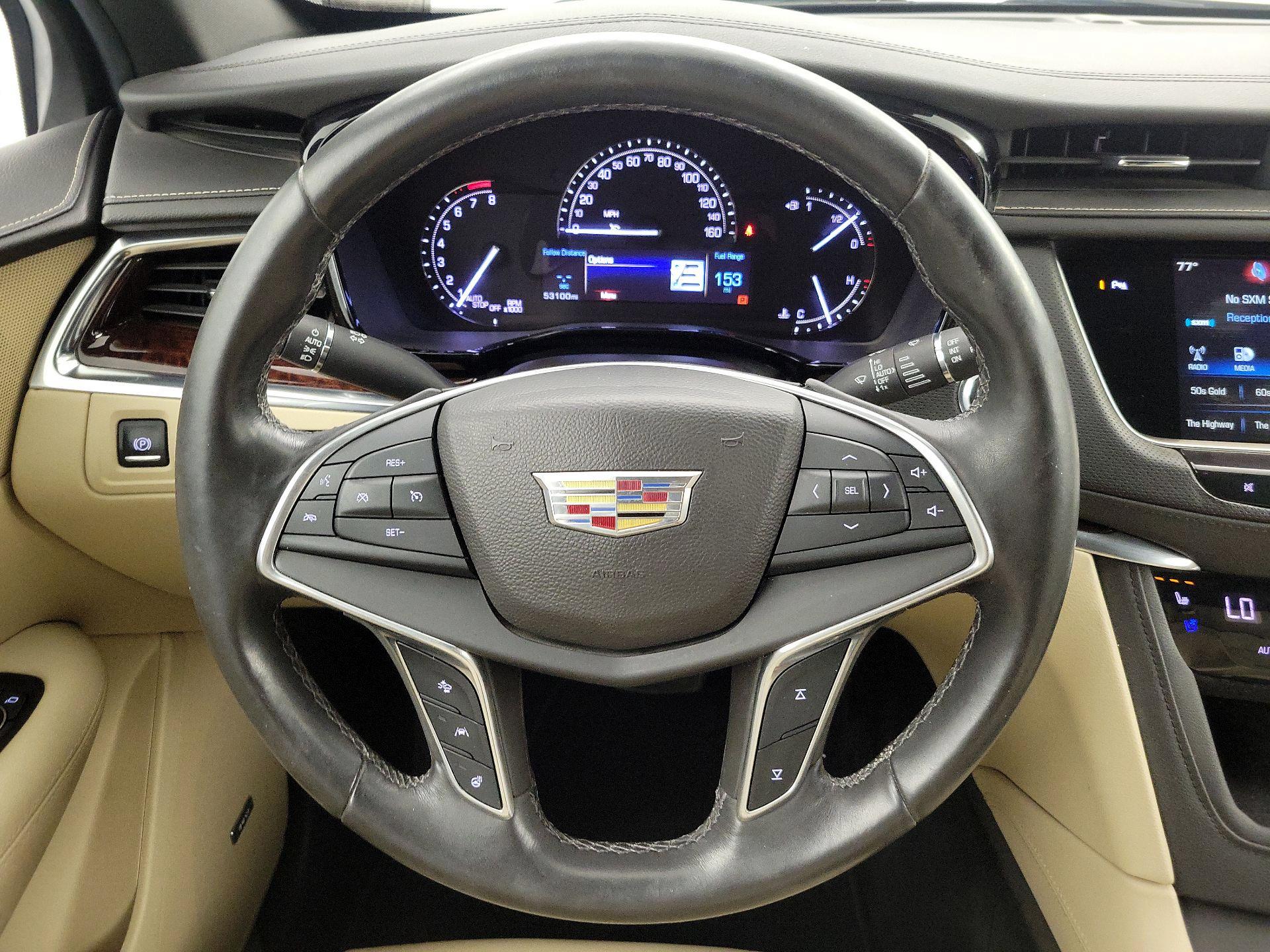 Thumbnail: 2017 Cadillac XT5 - 10