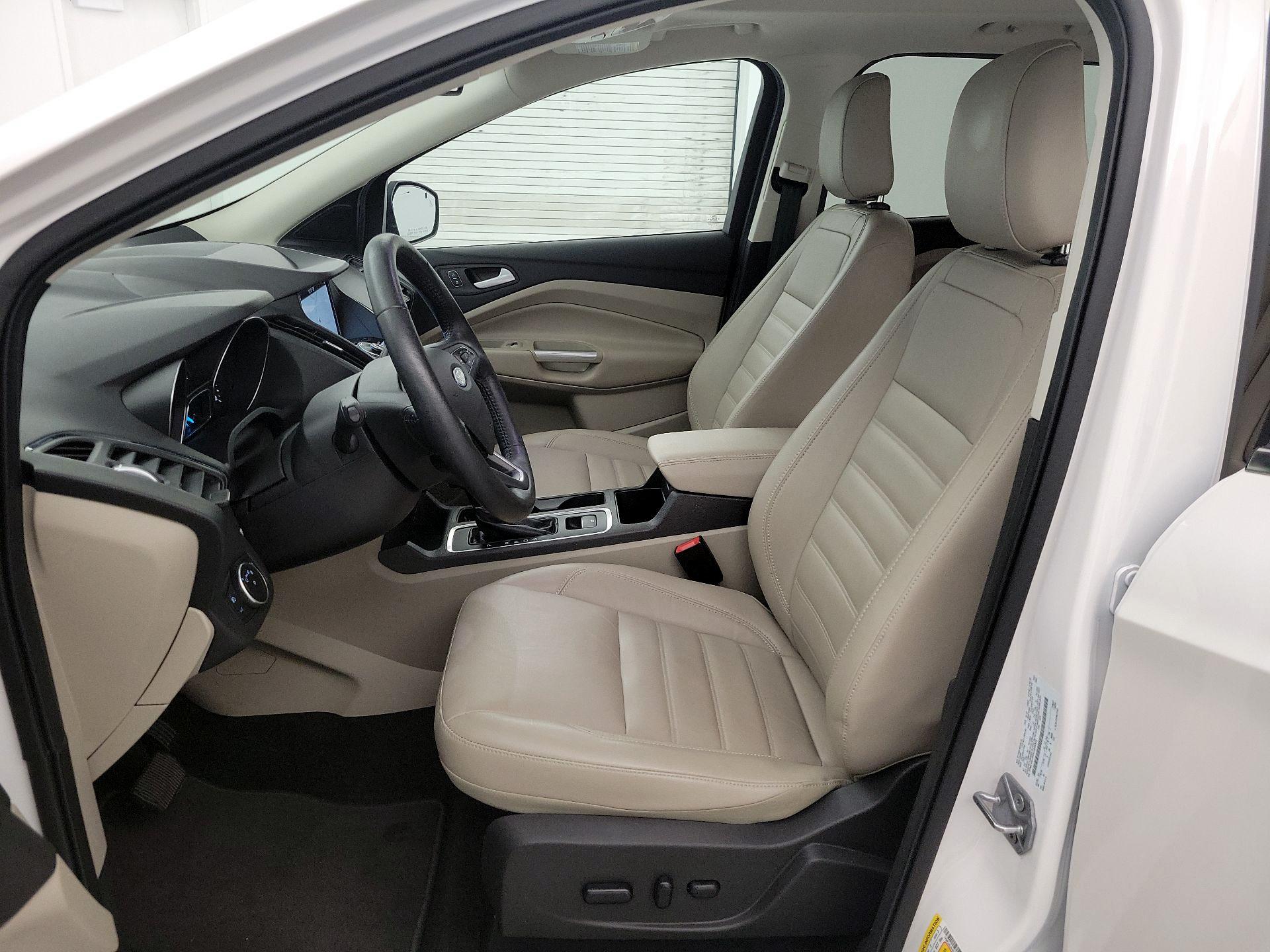 Thumbnail: 2019 Ford Escape - 11