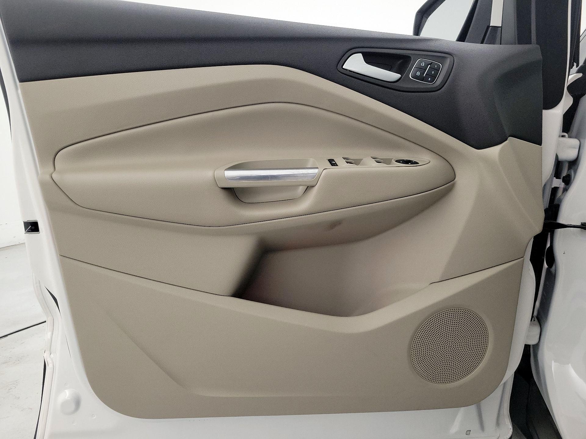 Thumbnail: 2019 Ford Escape - 12