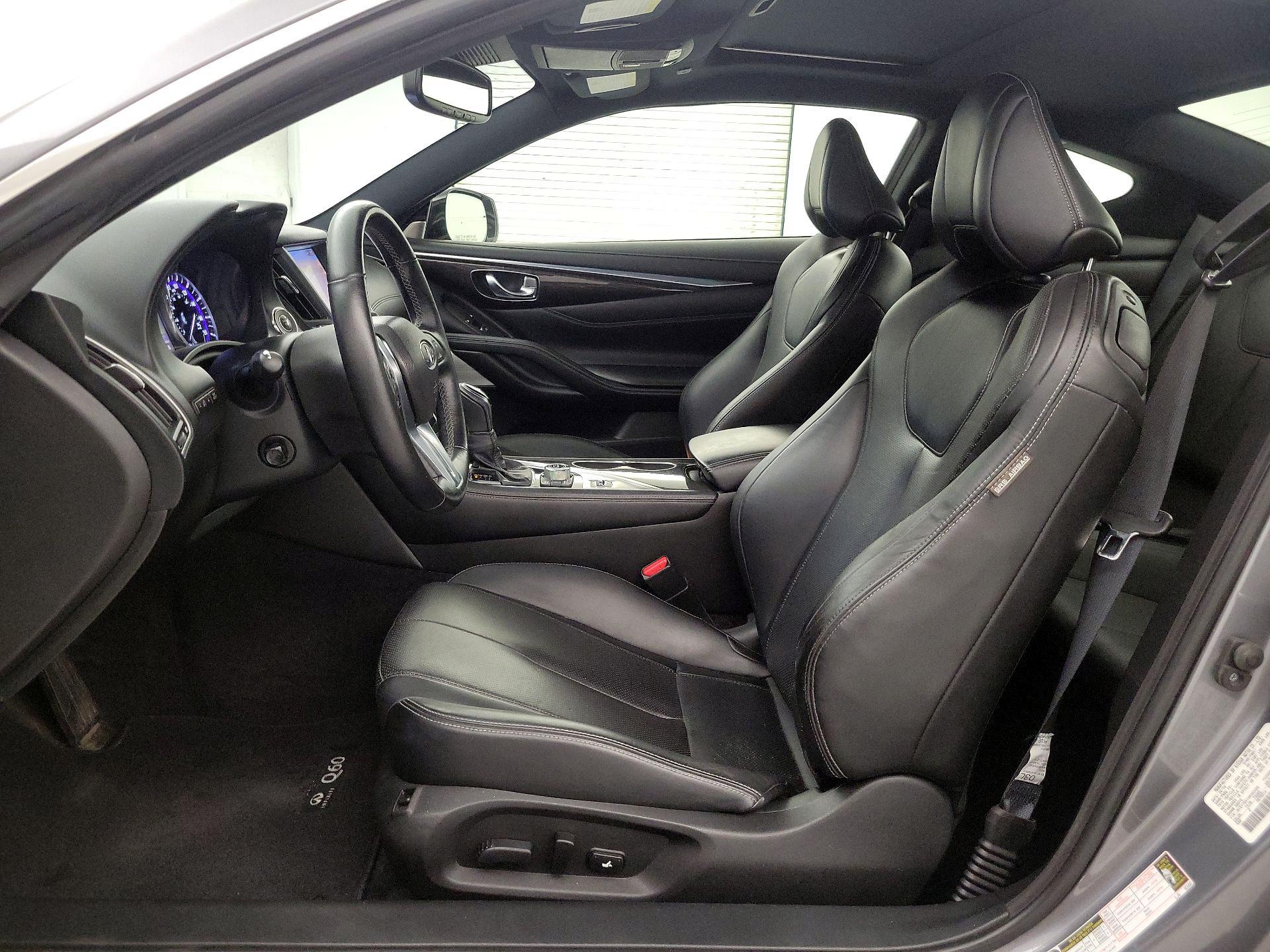 Thumbnail: 2017 INFINITI Q60 - 11