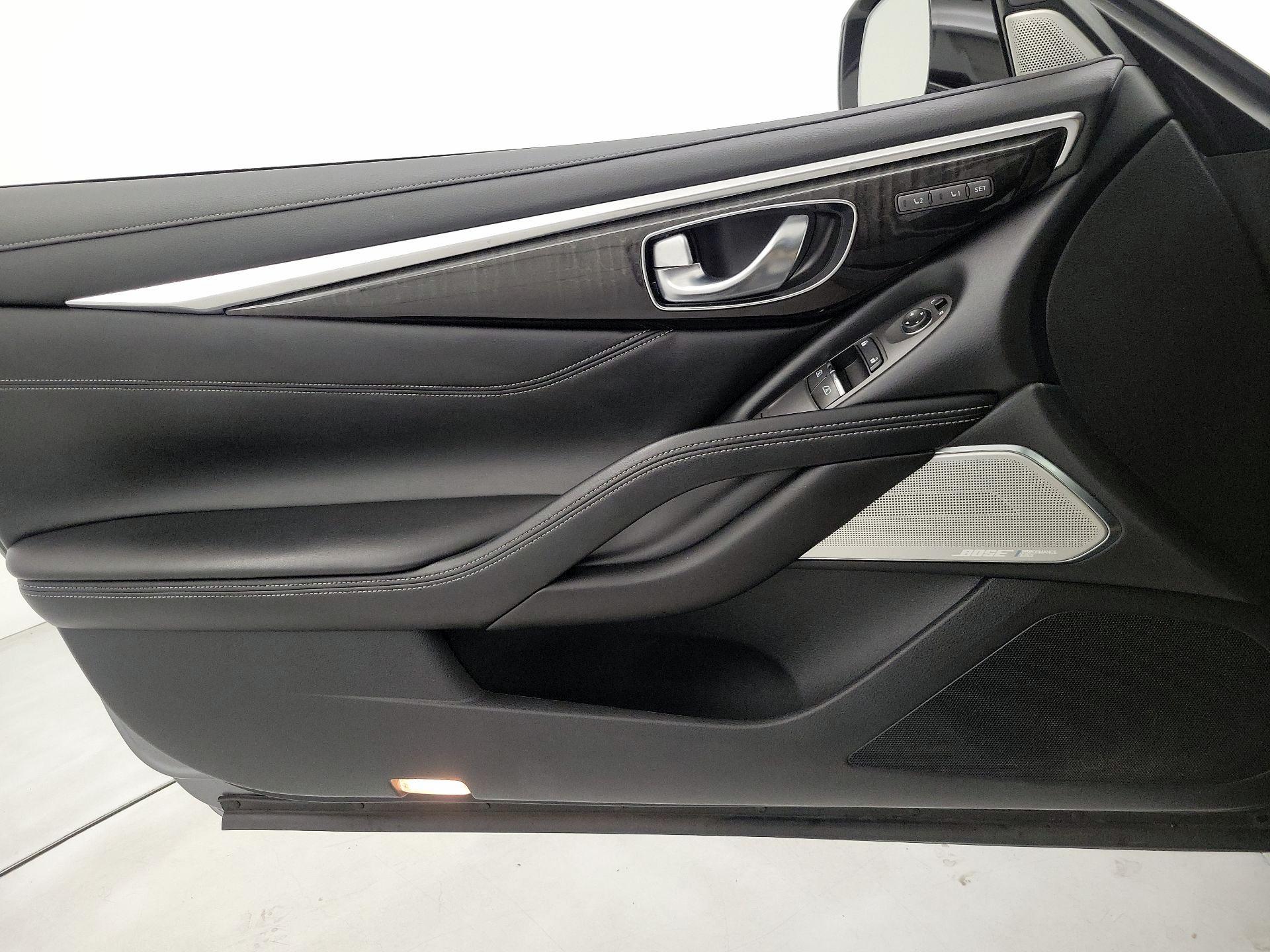Thumbnail: 2017 INFINITI Q60 - 12