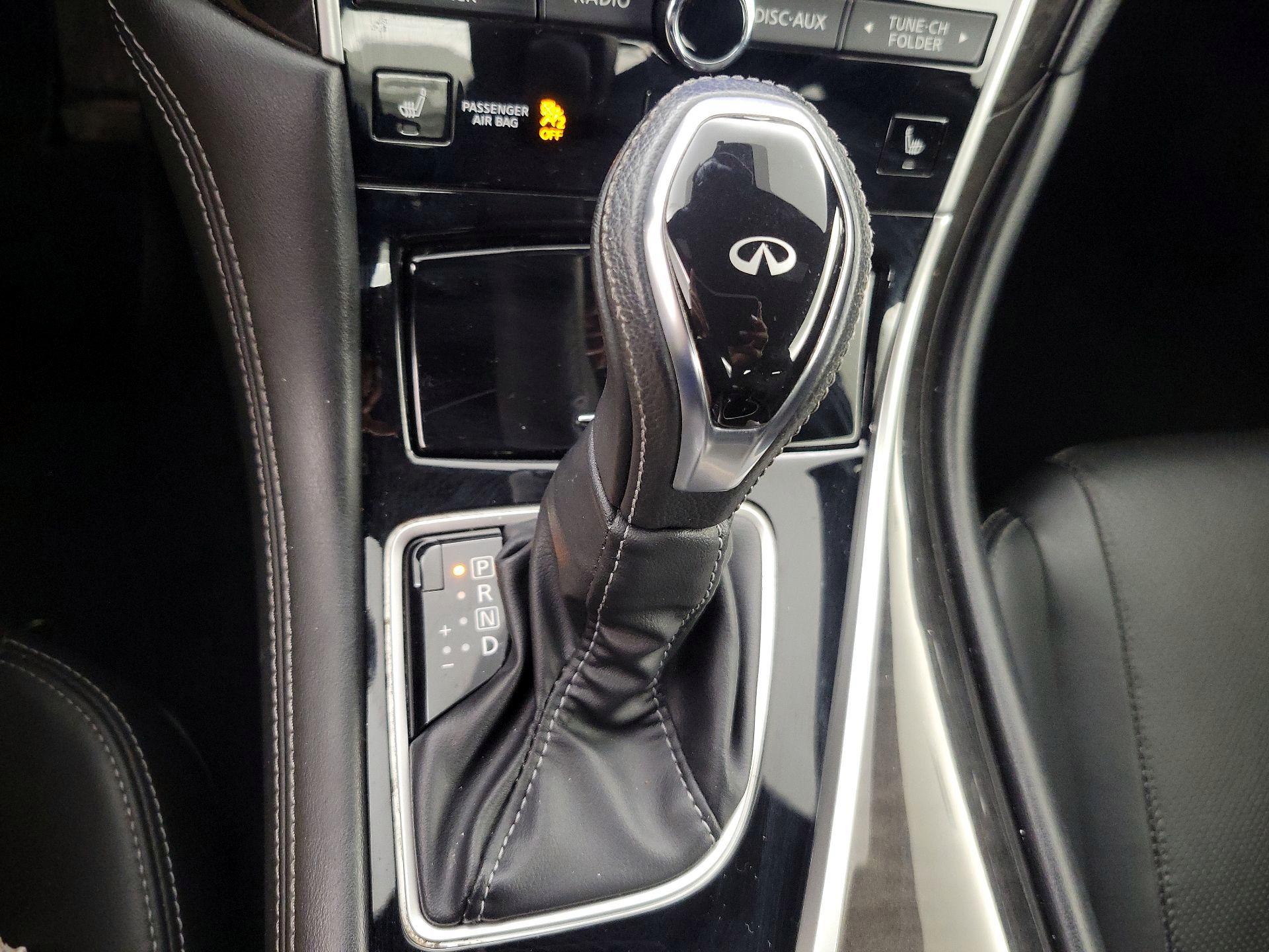 Thumbnail: 2017 INFINITI Q60 - 18