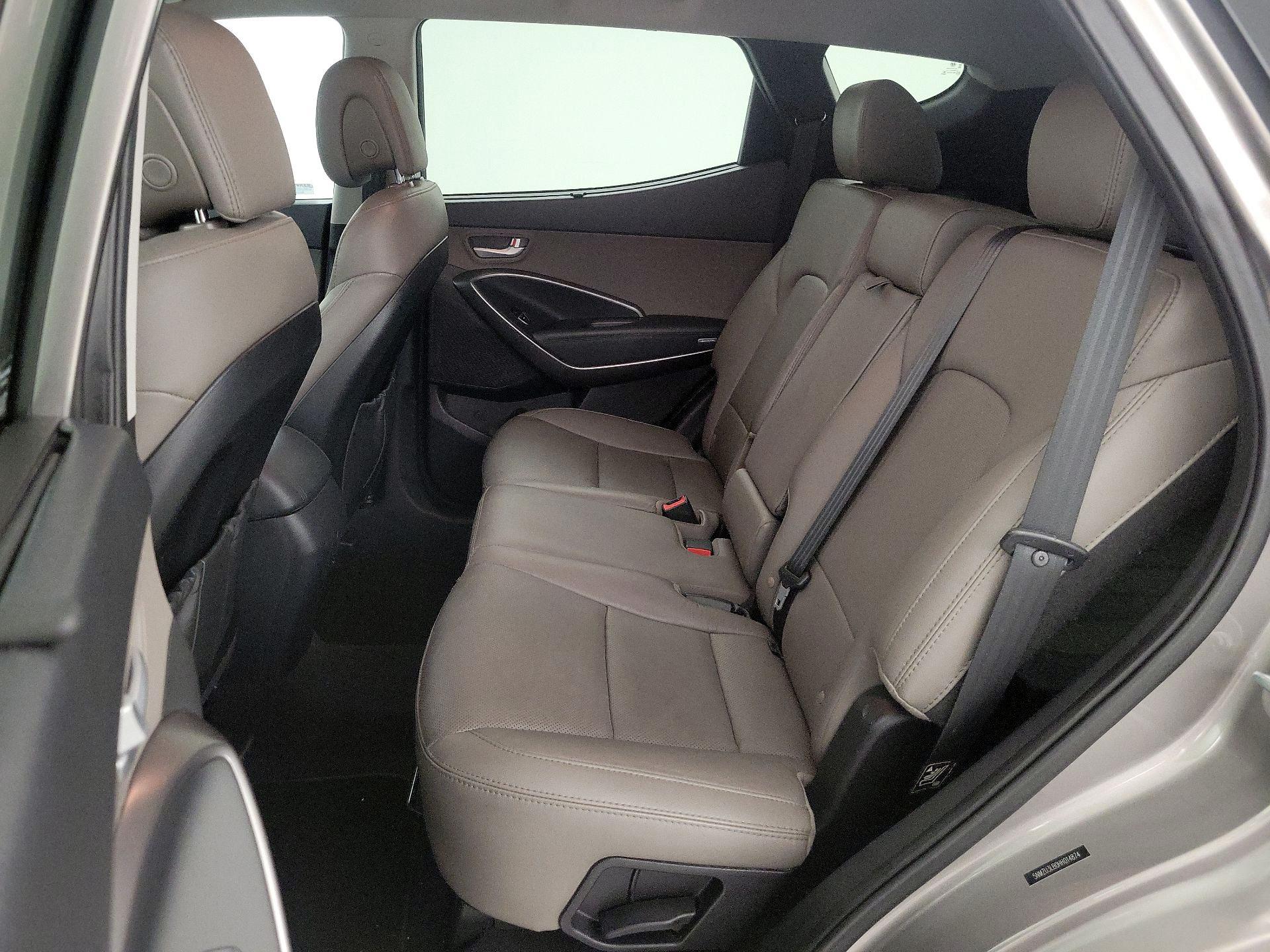 Thumbnail: 2017 Hyundai Santa Fe - 20