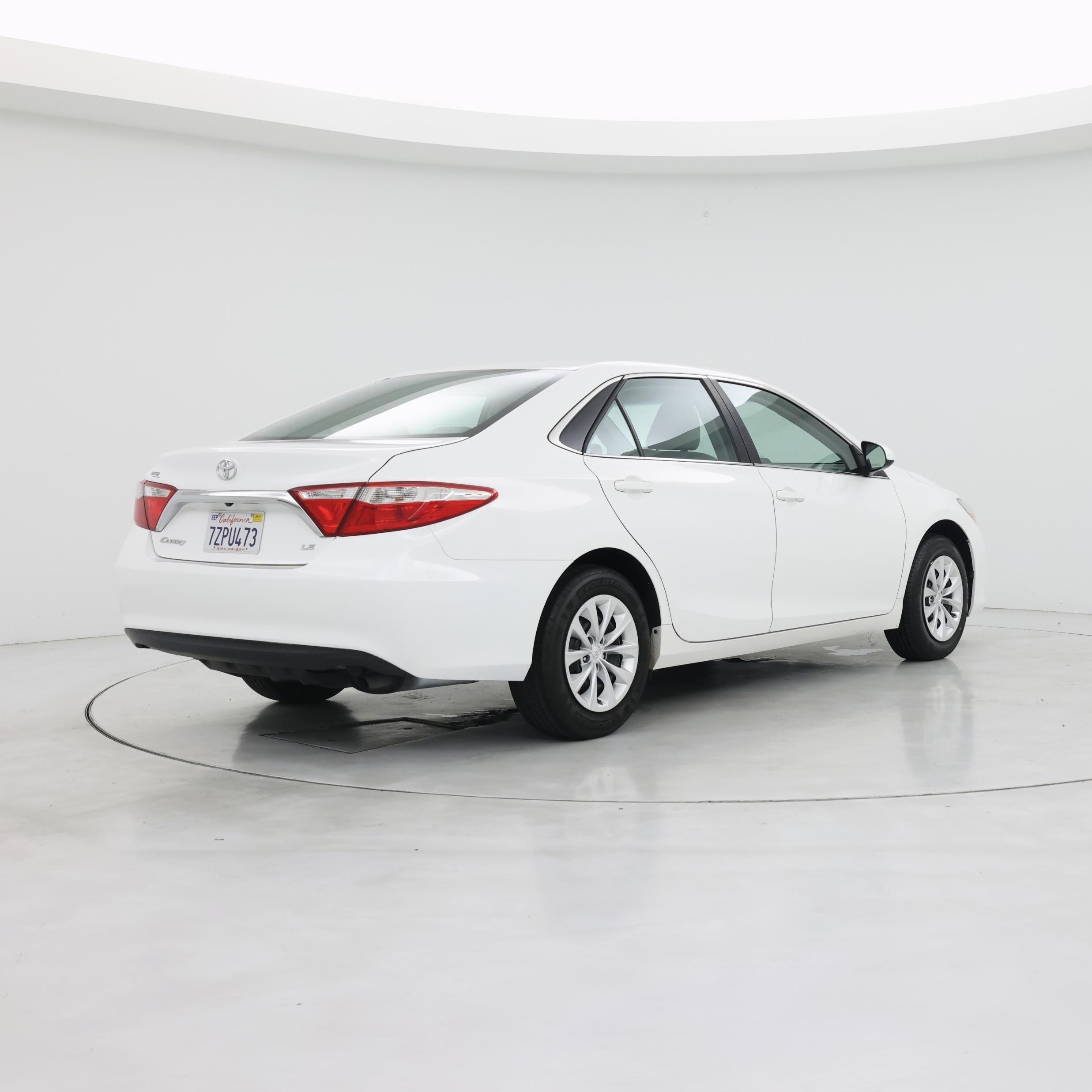 Thumbnail: 2017 Toyota Camry - 8