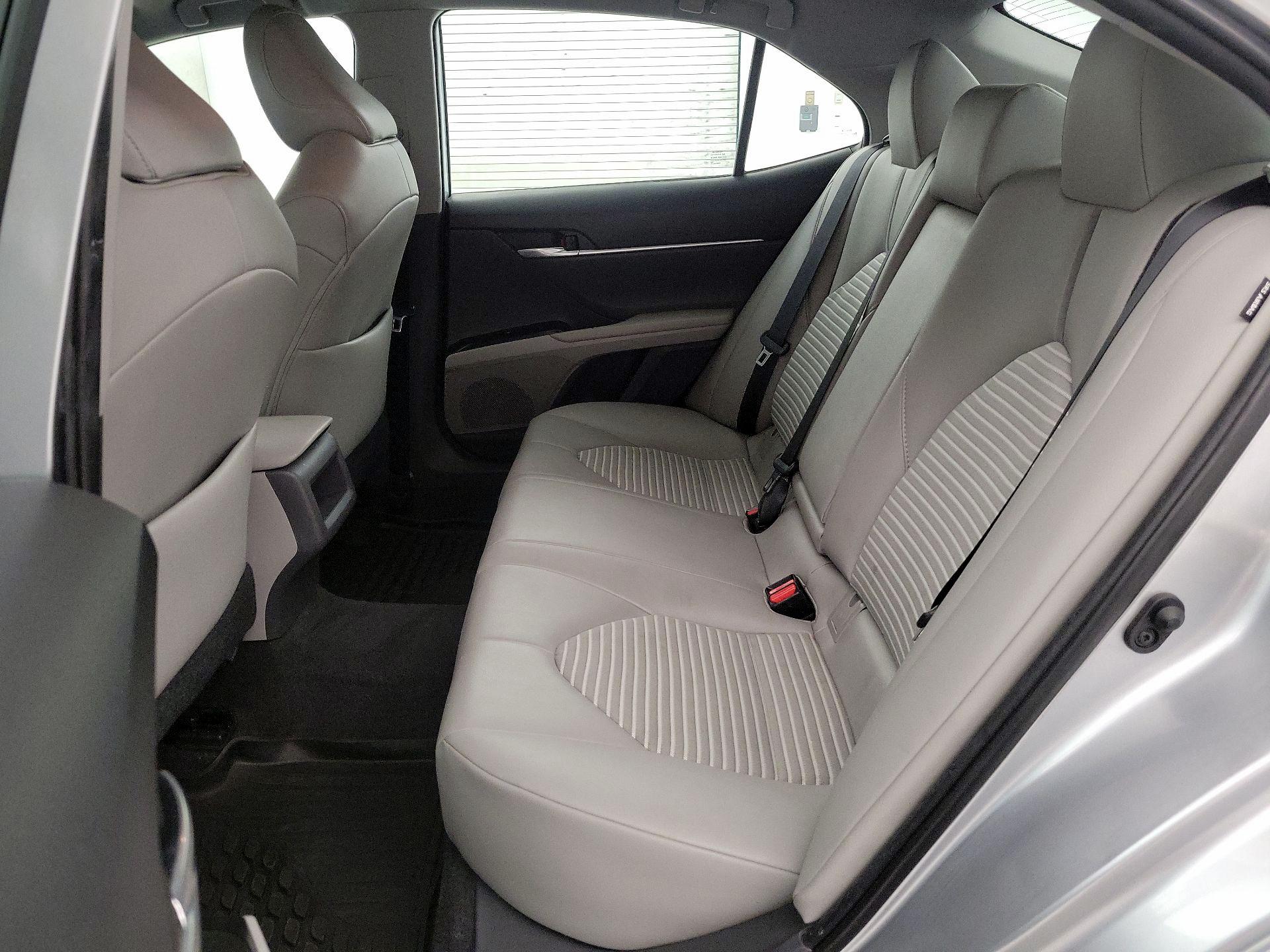 Thumbnail: 2019 Toyota Camry - 19