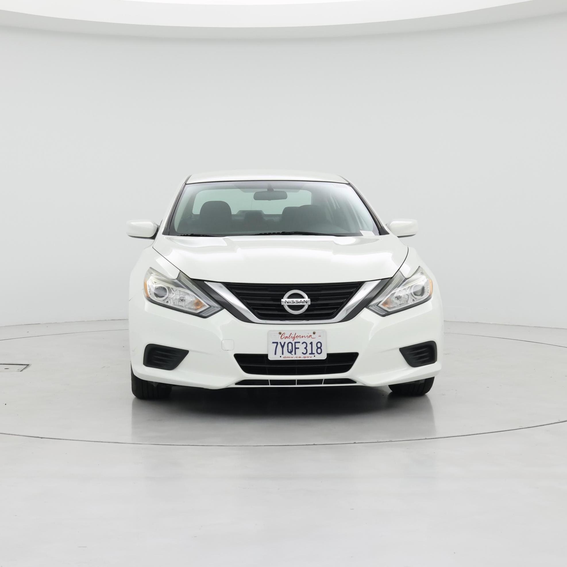 Thumbnail: 2016 Nissan Altima - 5