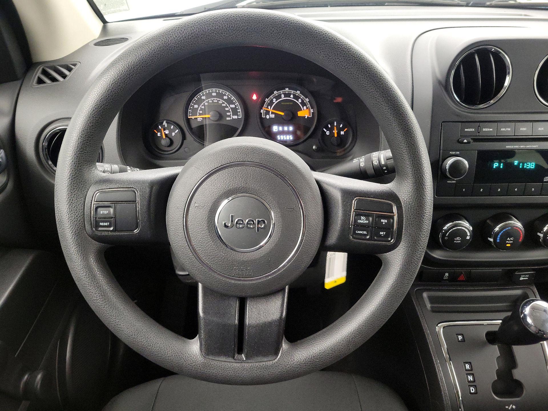 Thumbnail: 2014 Jeep Compass - 10