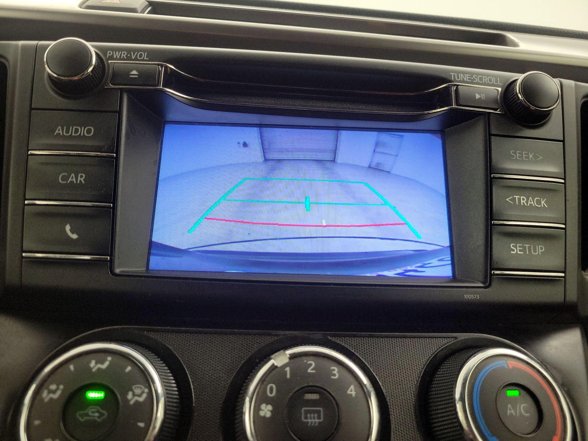 Thumbnail: 2016 Toyota RAV4 - 14