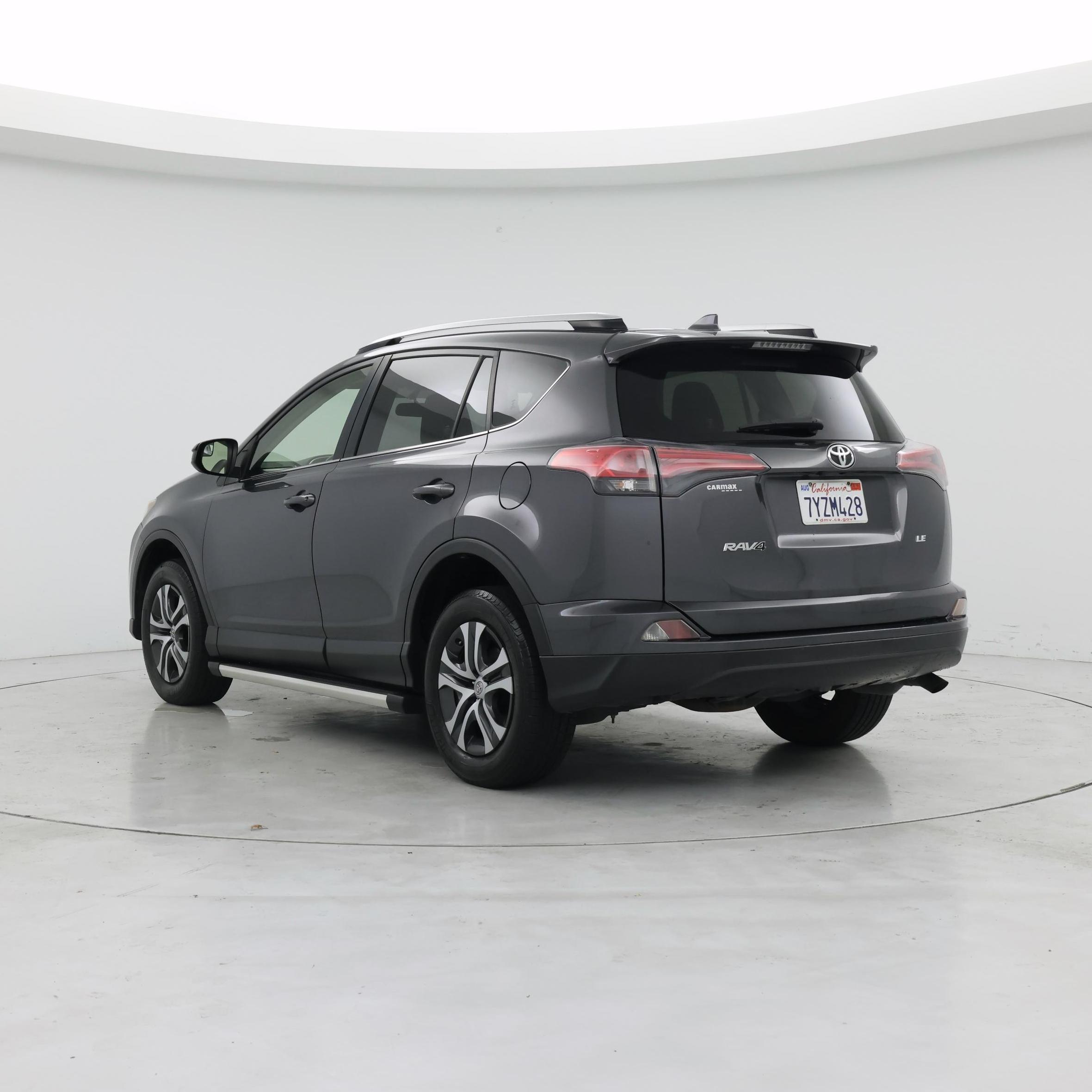 Thumbnail: 2016 Toyota RAV4 - 2