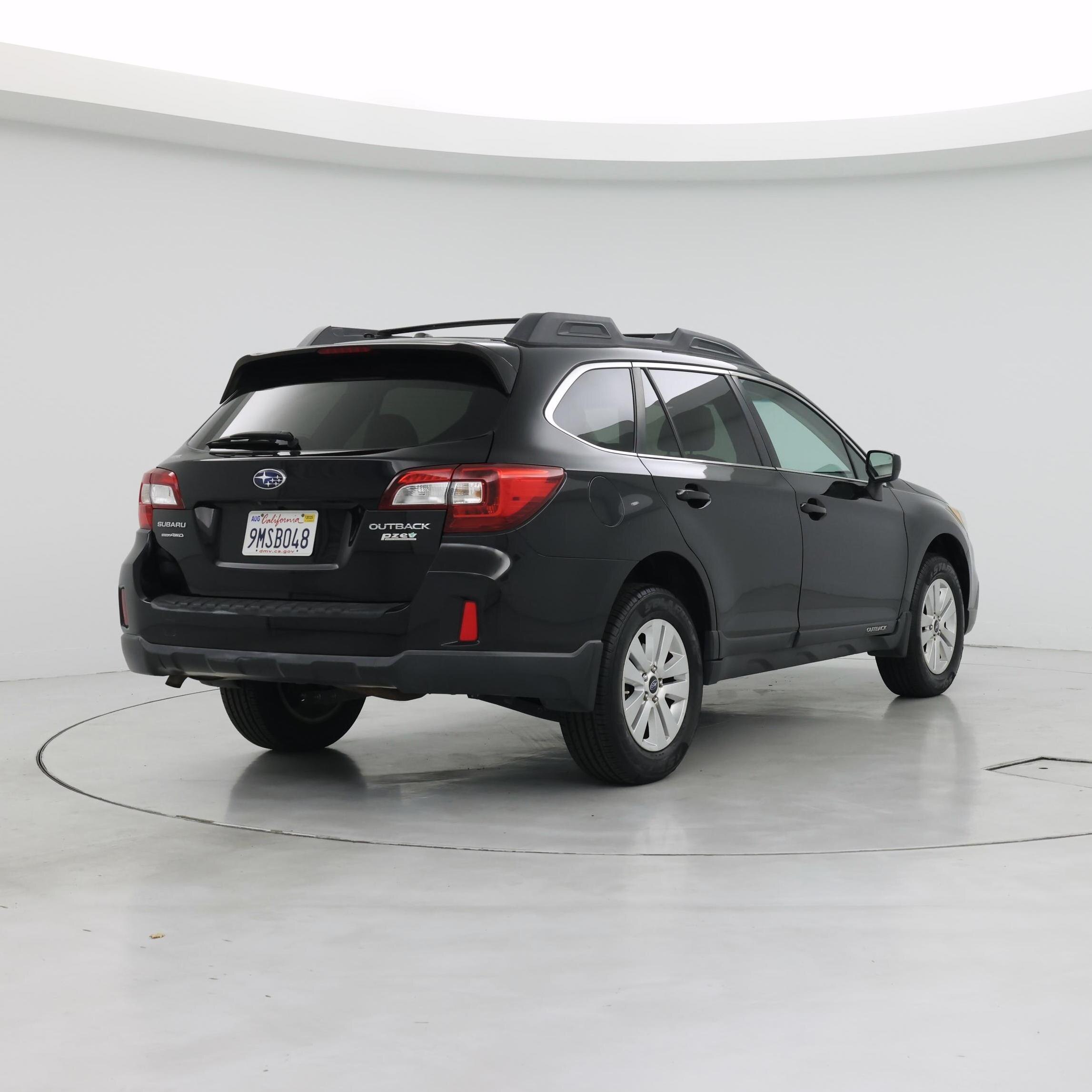 Thumbnail: 2015 Subaru Outback - 8