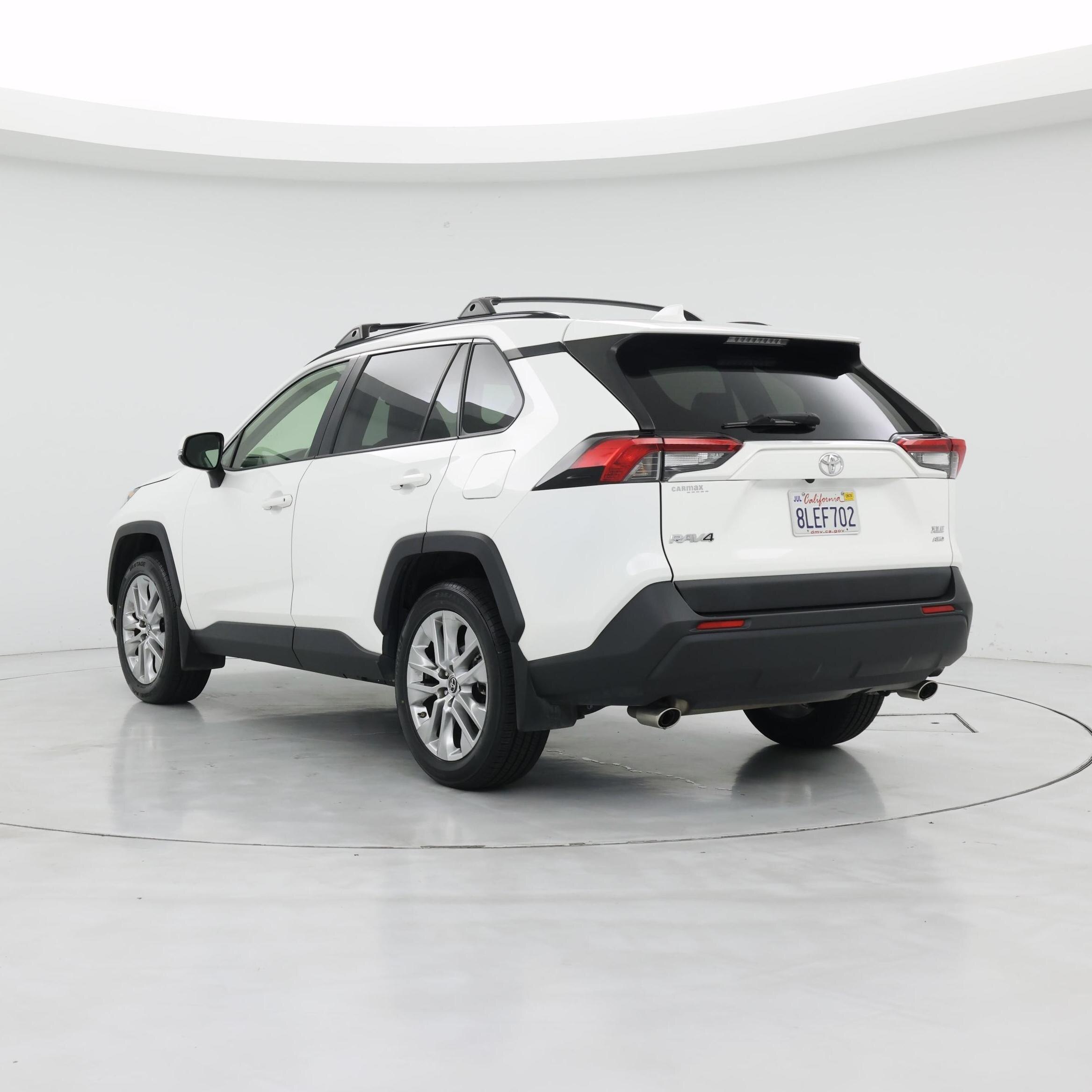 Thumbnail: 2019 Toyota RAV4 - 2
